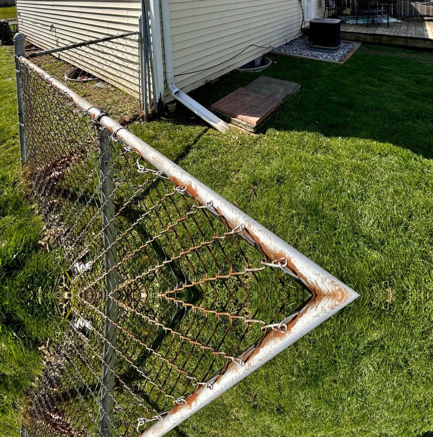 4066 Etna St, Columbus OH 43213-2382 exterior