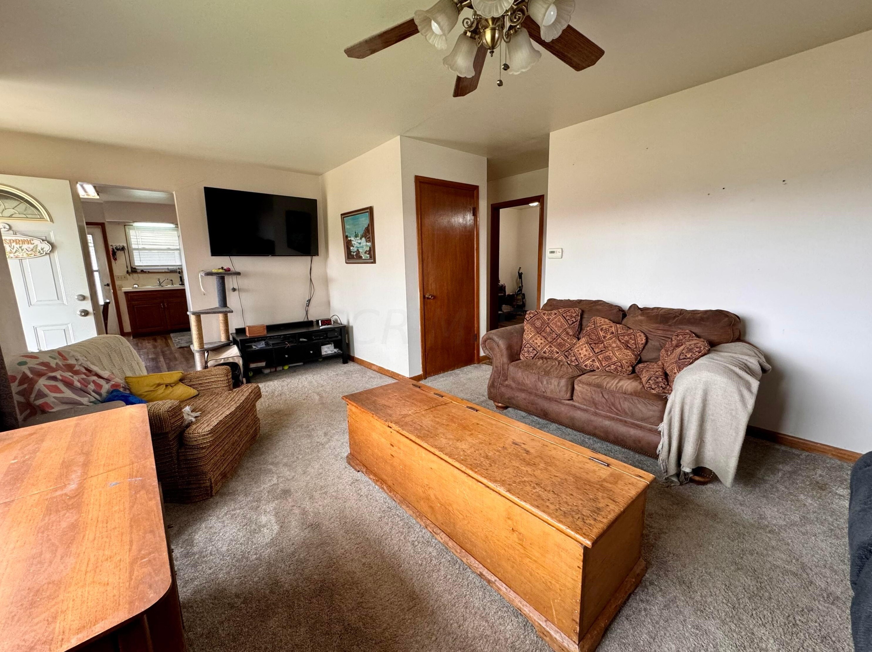 4066 Etna St, Columbus OH 43213-2382 exterior