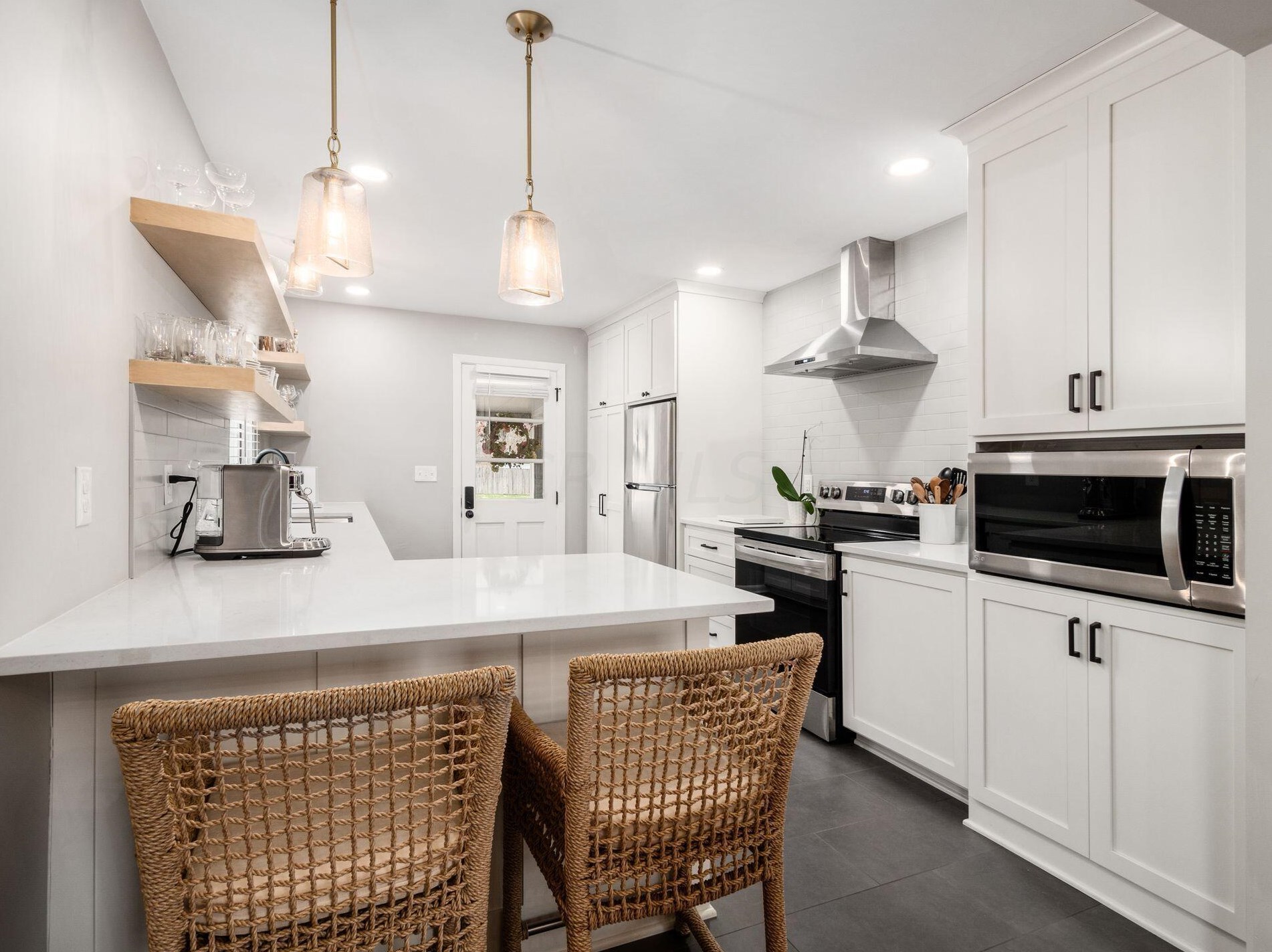 2872 Zollinger Rd, Columbus OH 43221-1761 exterior