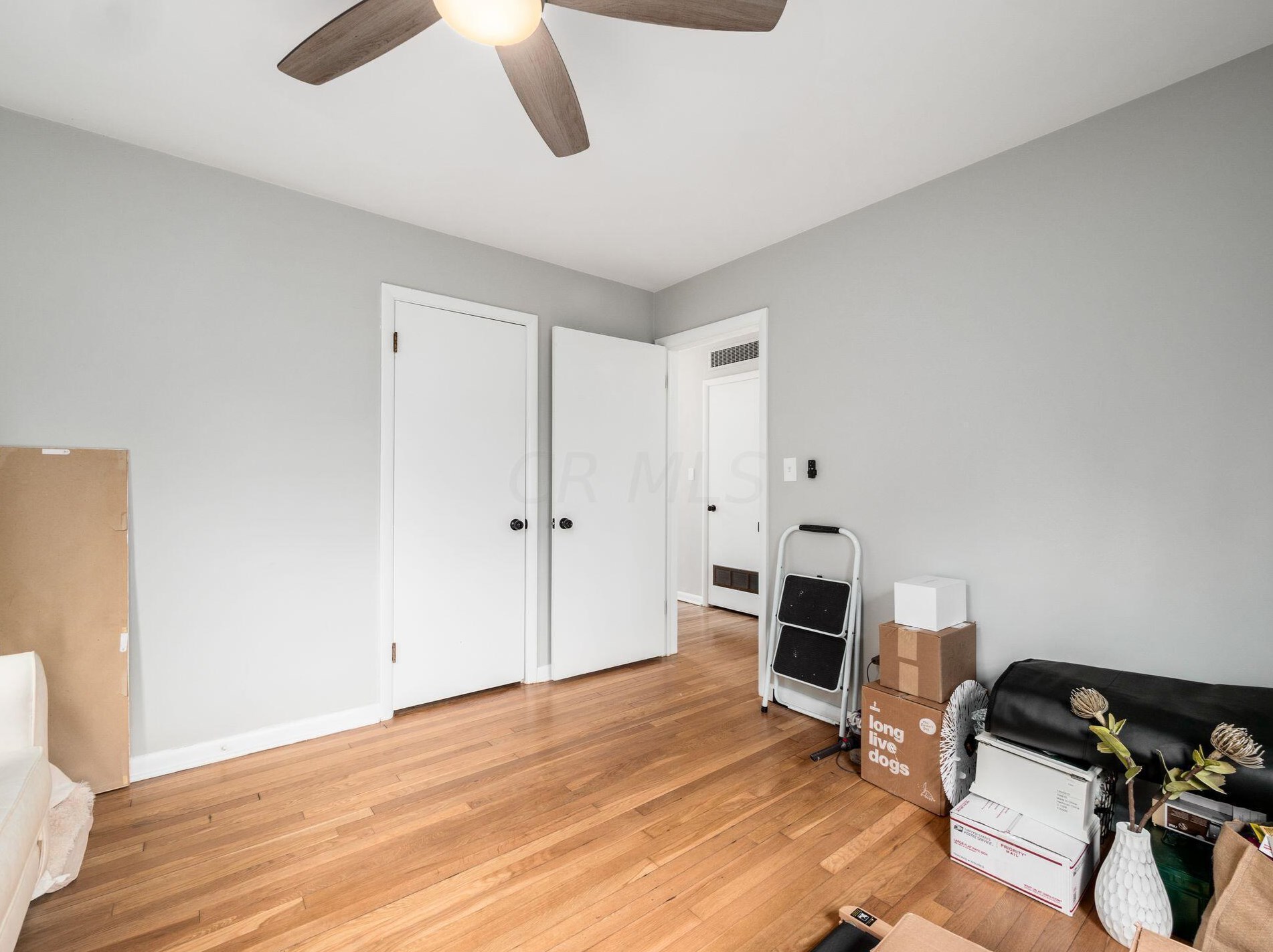 2872 Zollinger Rd, Columbus OH 43221-1761 exterior