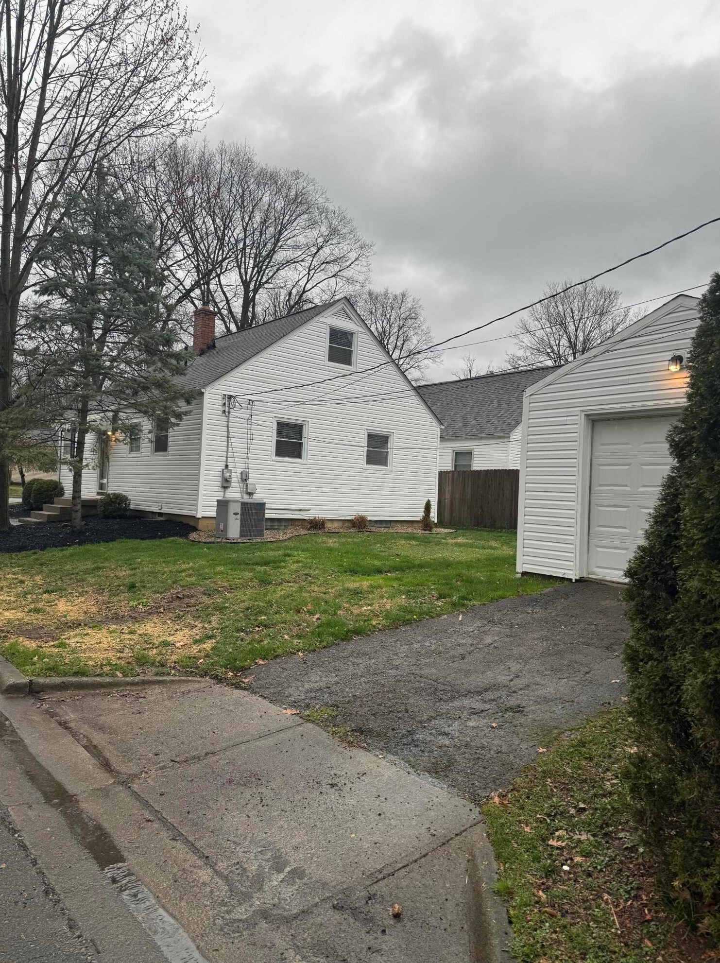 539 Lincoln Ave, Columbus OH  43214-1339 exterior