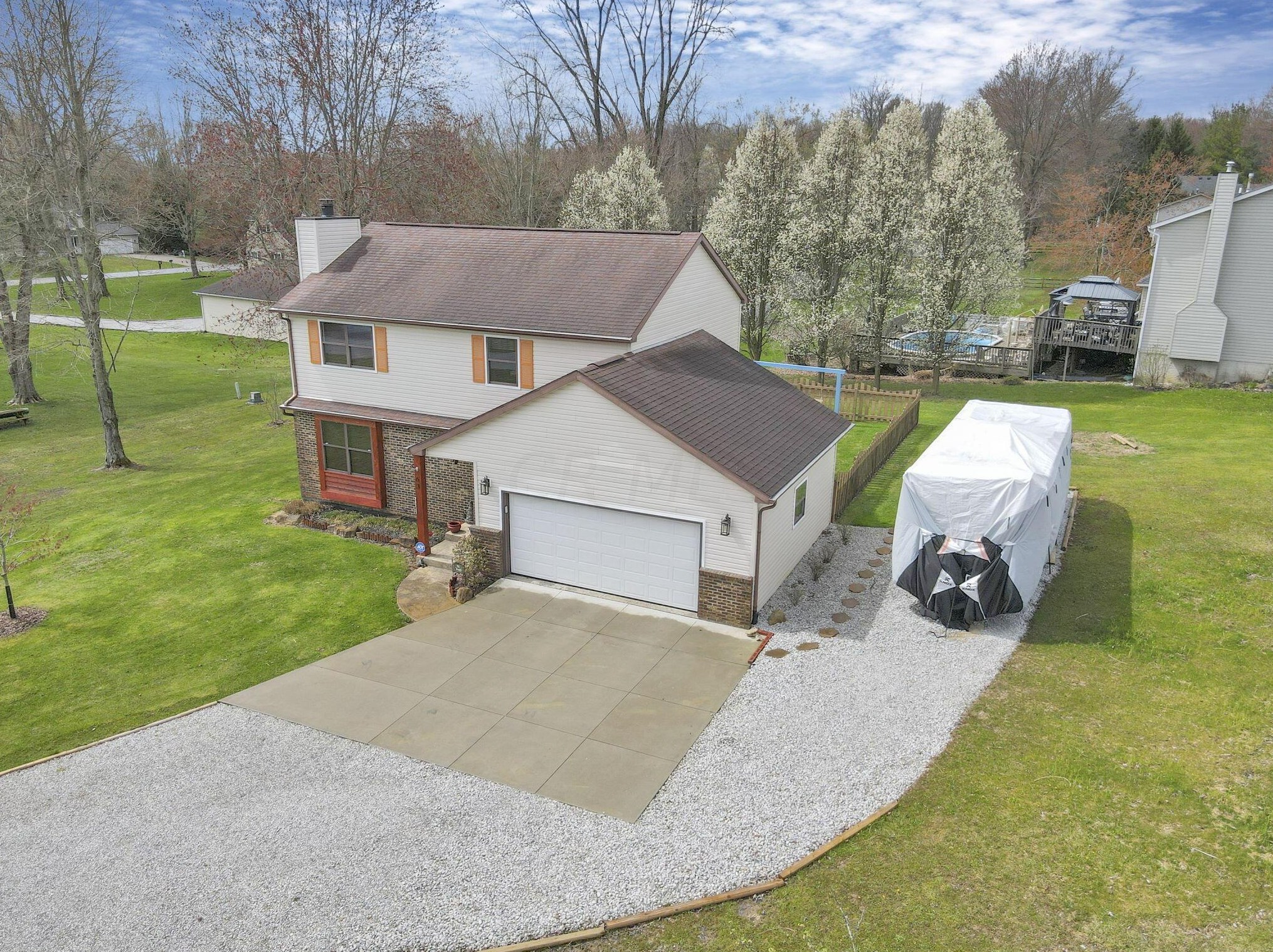 63 Forward Pass Rd, Pataskala OH  43062-8519 exterior