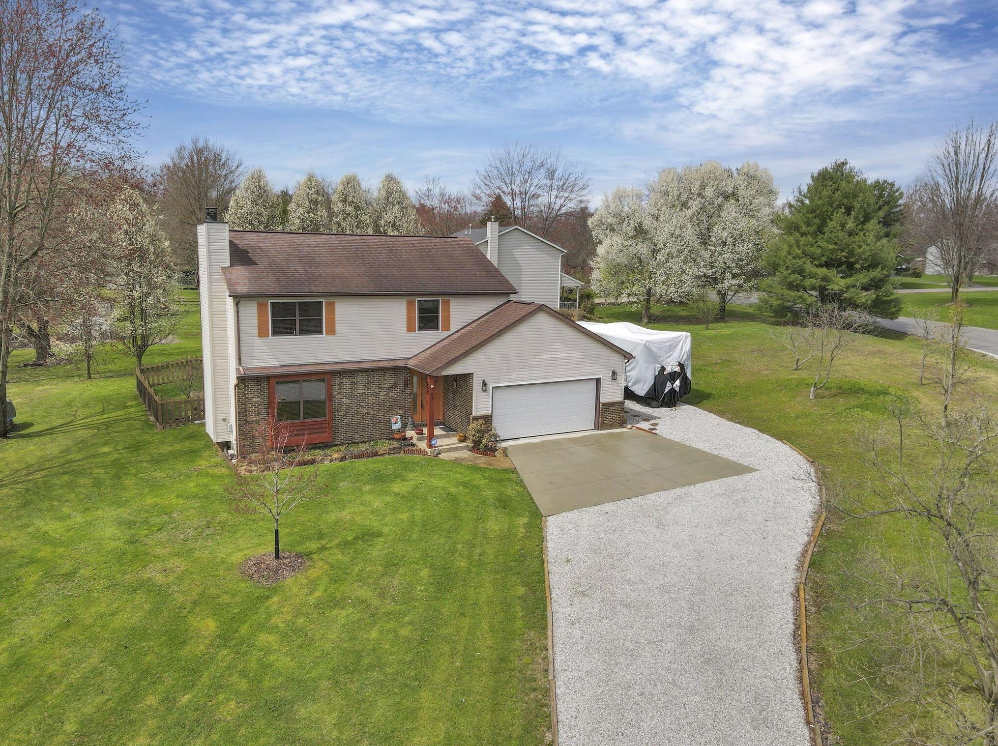 63 Forward Pass Rd, Pataskala OH  43062-8519 exterior