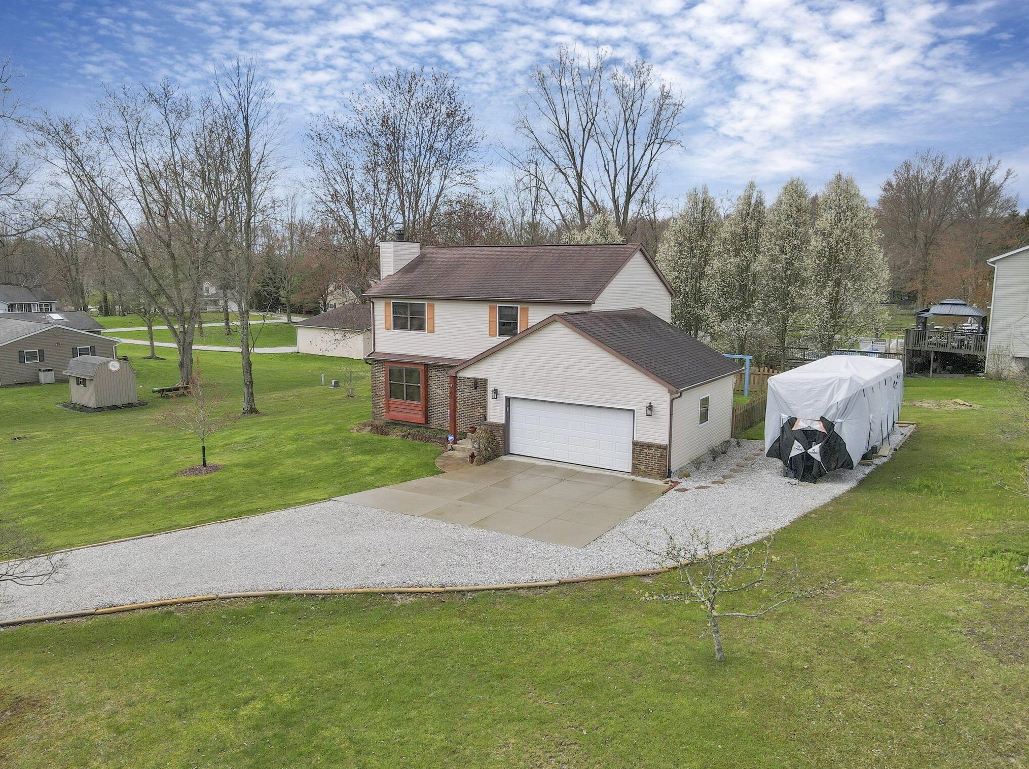 63 Forward Pass Rd, Pataskala OH  43062-8519 exterior