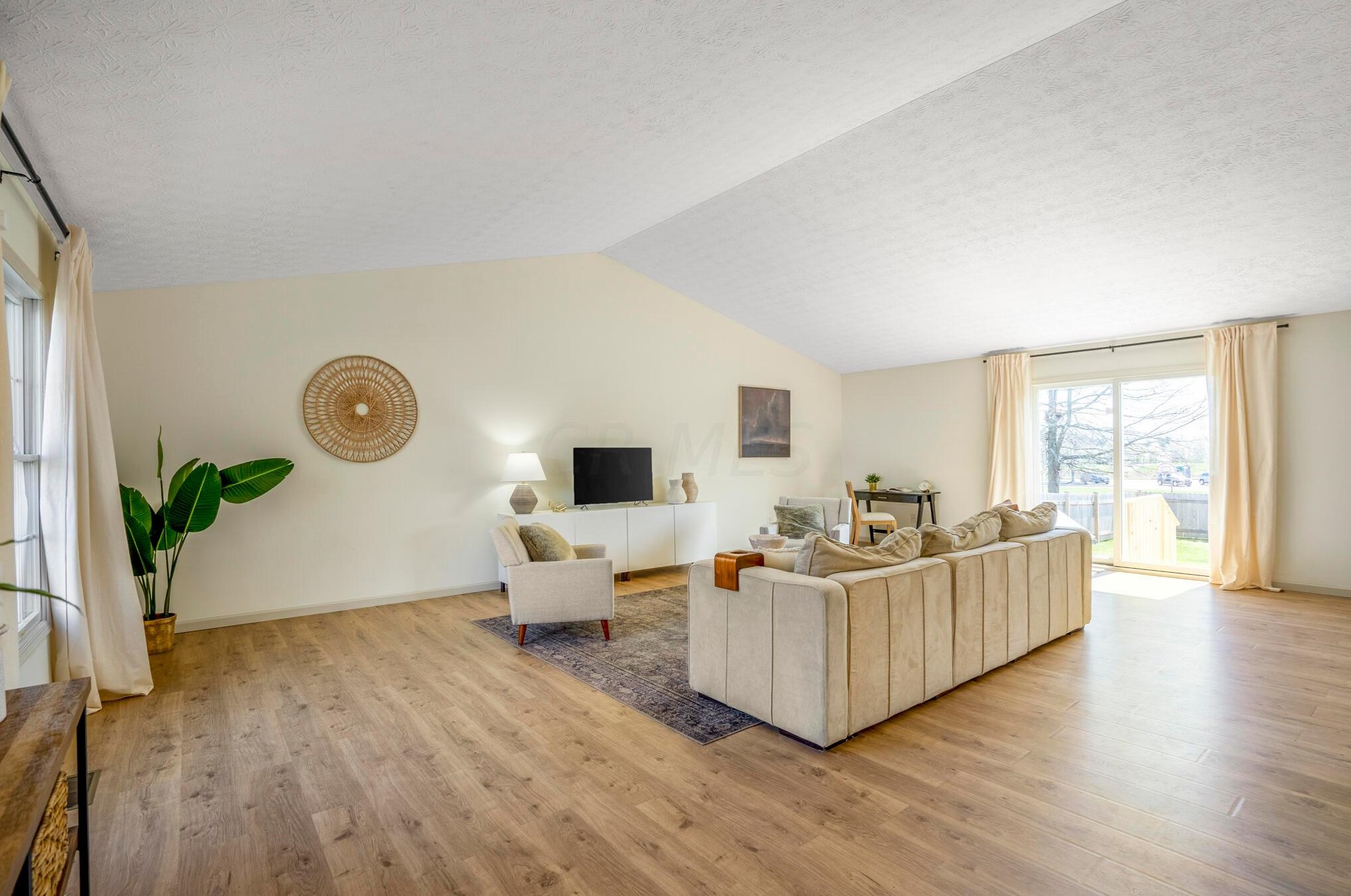 7461 Clancy Way, Westerville OH  43082-9307 exterior