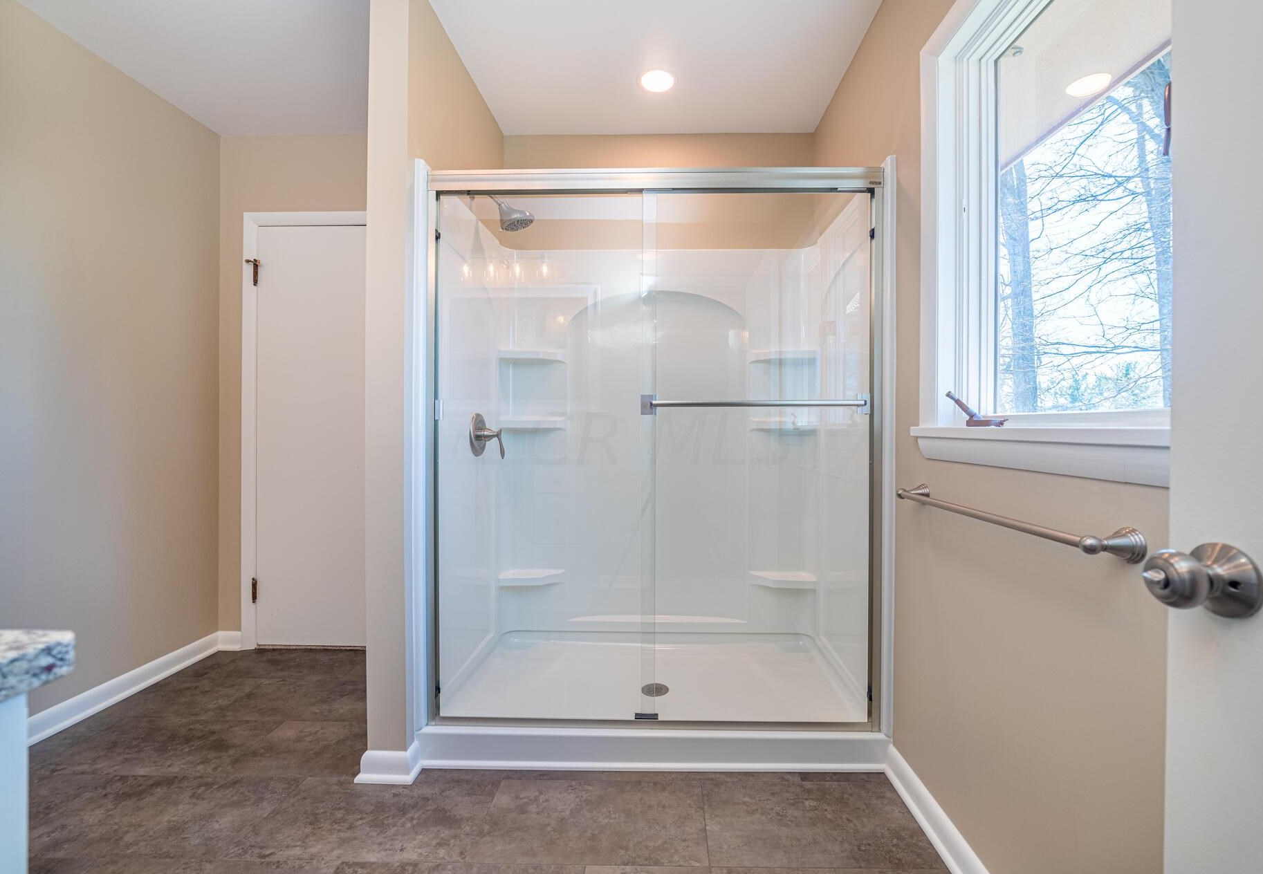 985 Severn Dr, Coshocton OH  43812-2769 exterior