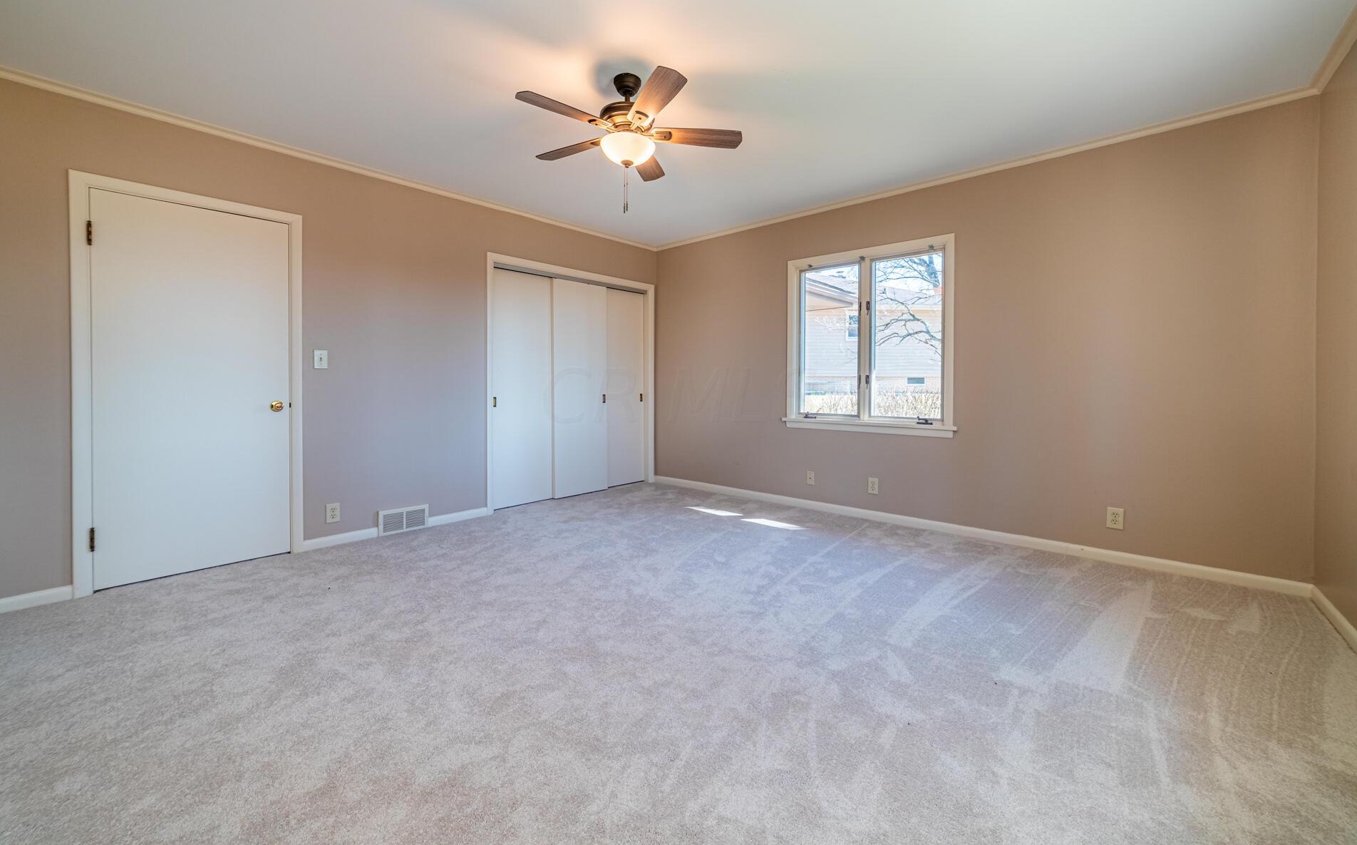 985 Severn Dr, Coshocton OH  43812-2769 exterior