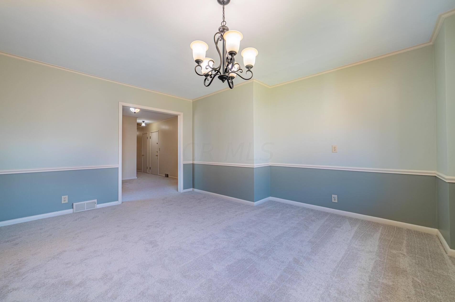 985 Severn Dr, Coshocton OH  43812-2769 exterior