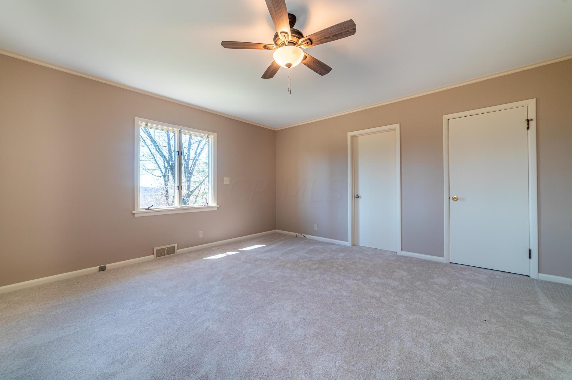 985 Severn Dr, Coshocton OH  43812-2769 exterior