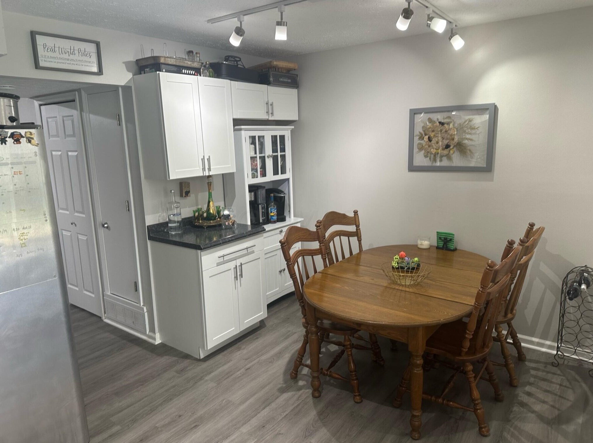 5689 Jousting Ln, Columbus OH 43231-2979 exterior