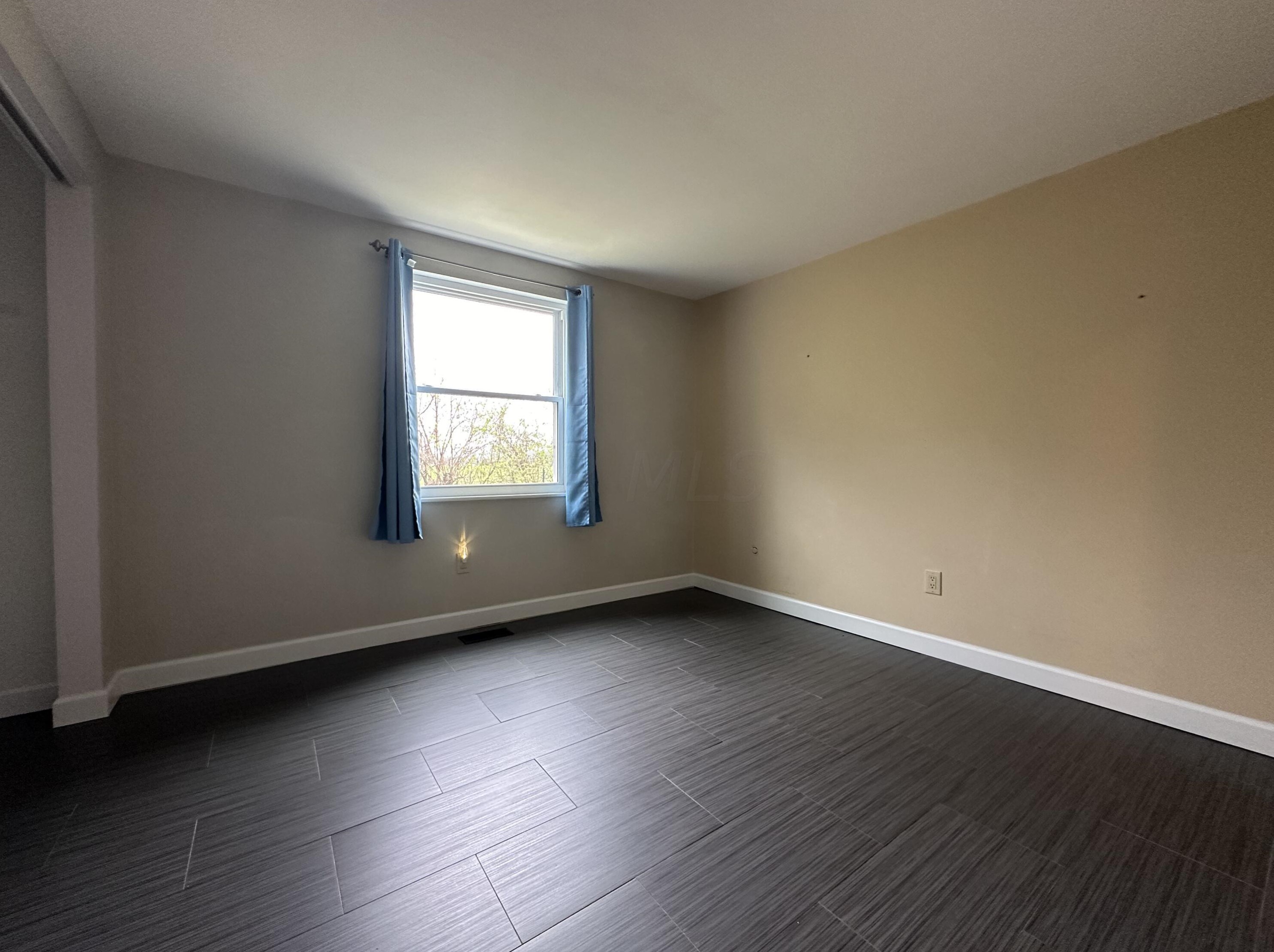 5229 Outerview Dr, Springfield OH  45502-9191 exterior