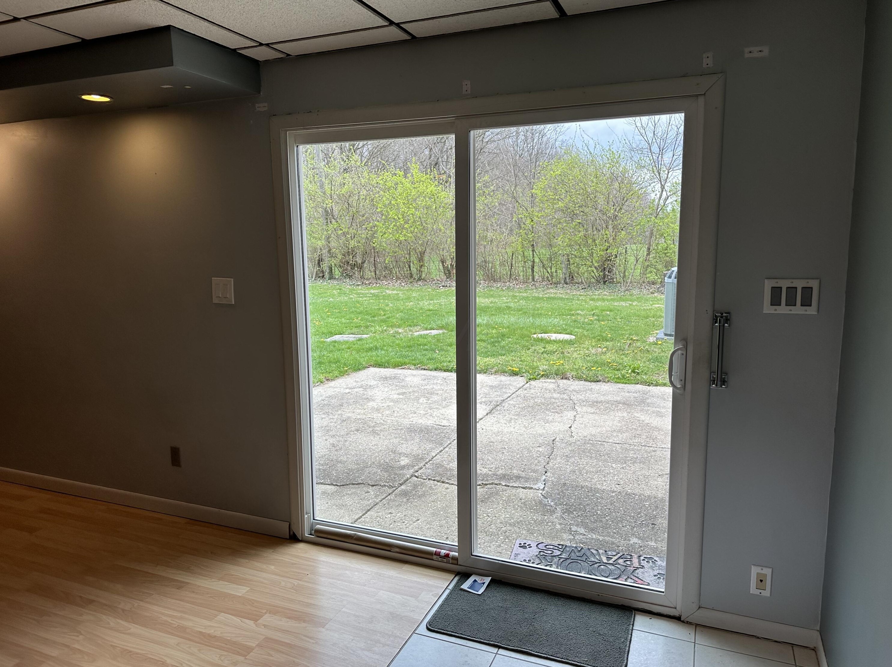 5229 Outerview Dr, Springfield OH  45502-9191 exterior