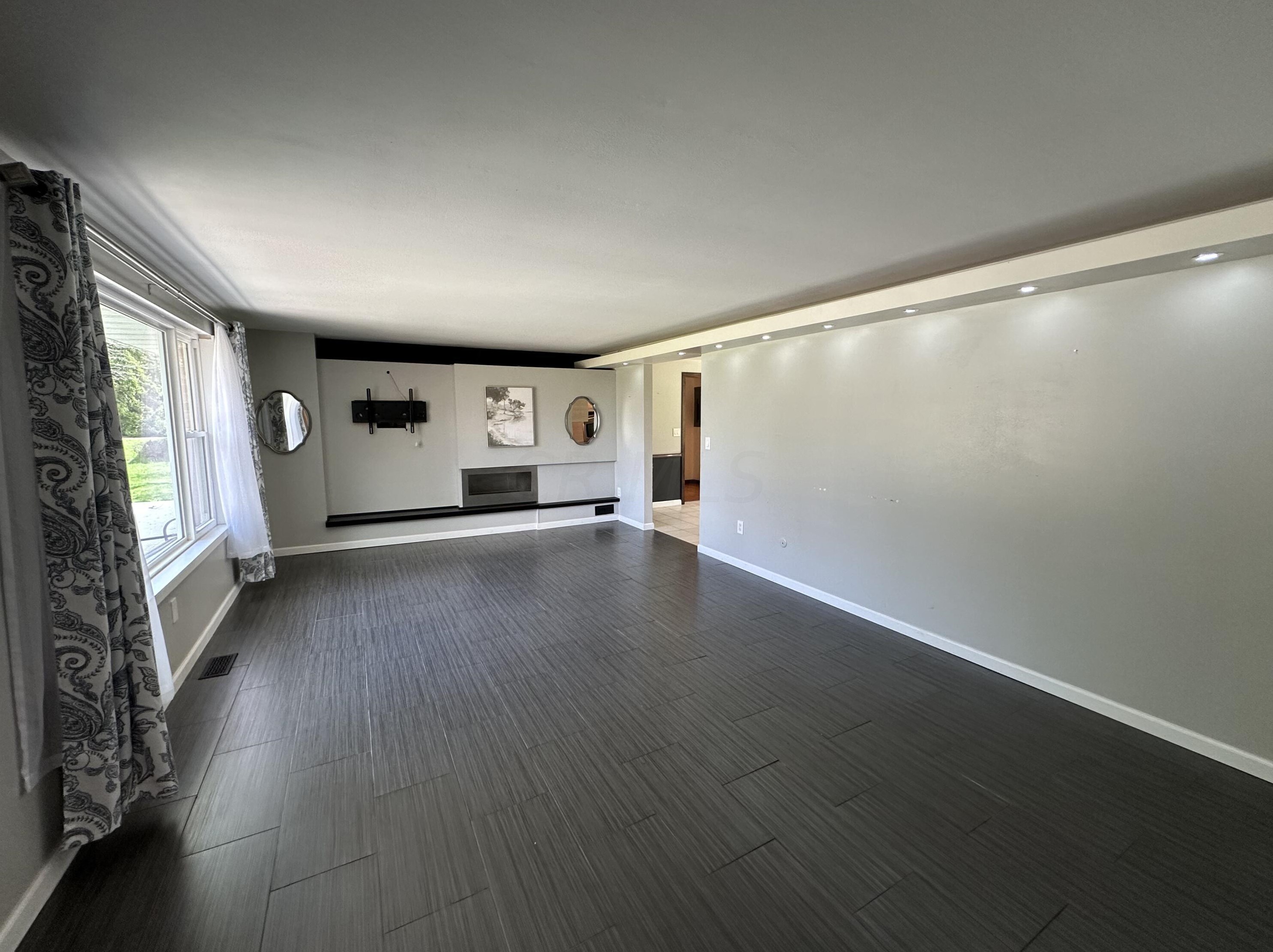 5229 Outerview Dr, Springfield OH  45502-9191 exterior
