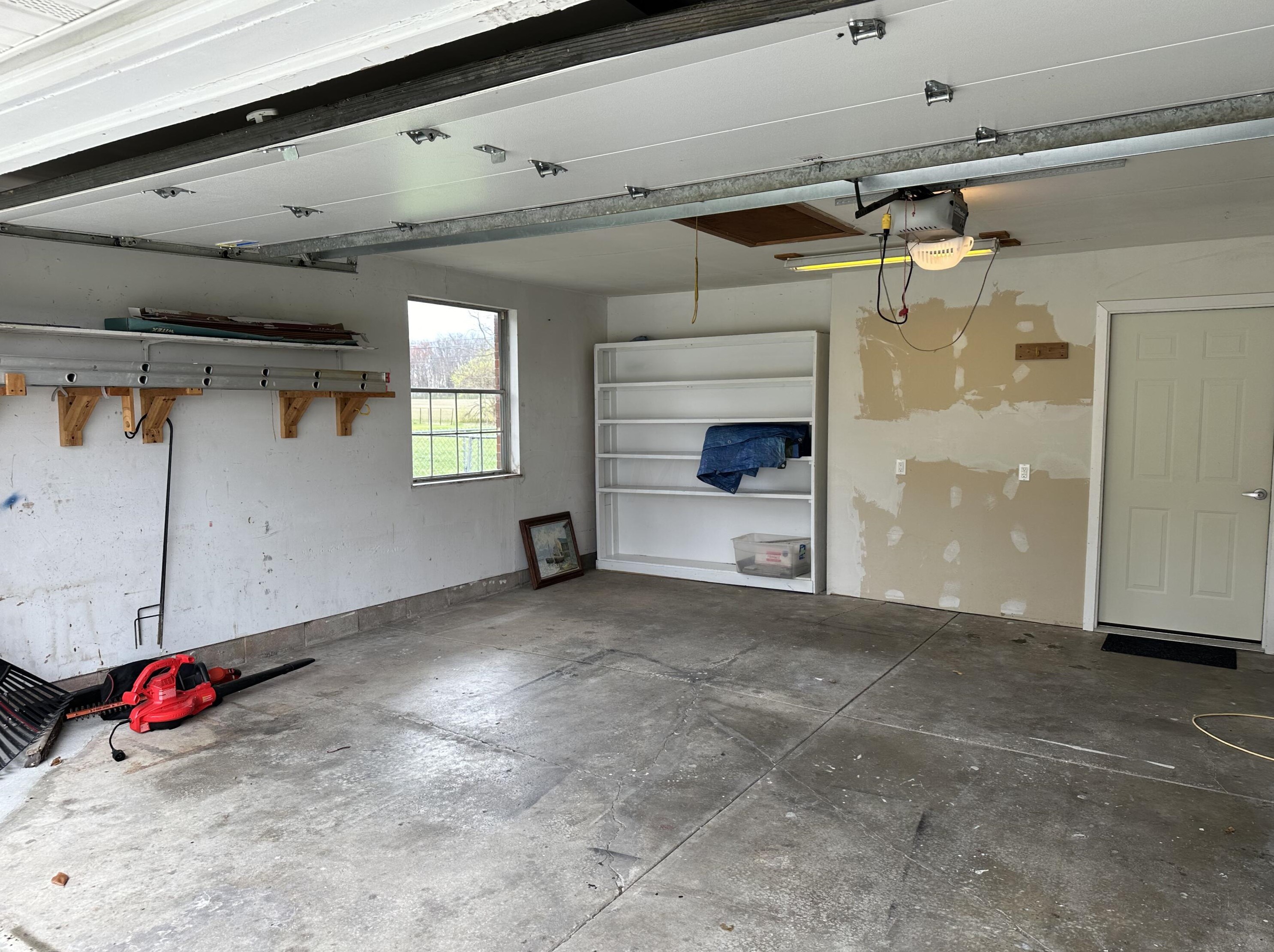 5229 Outerview Dr, Springfield OH  45502-9191 exterior