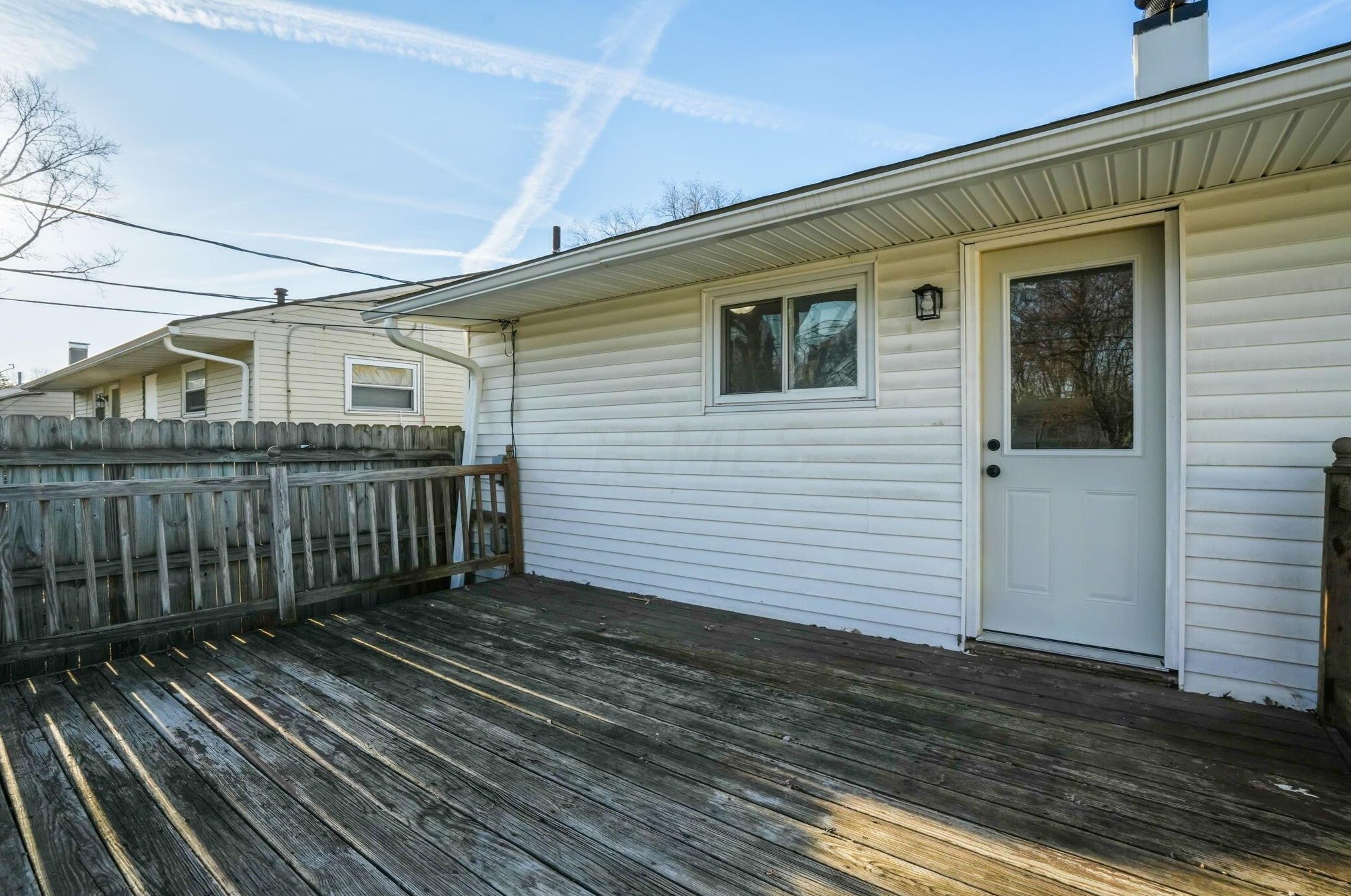 972 Minerva Ave, Columbus OH  43229-5032 exterior