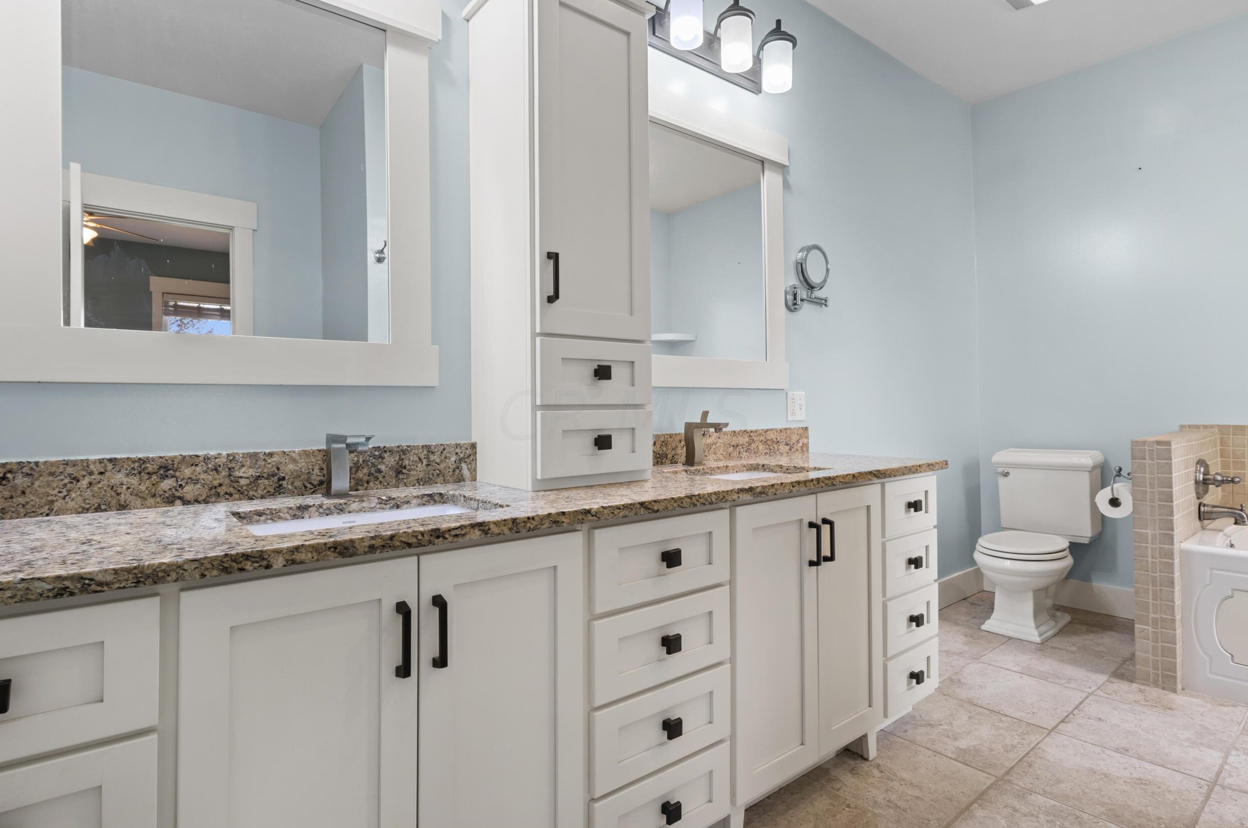 106 Kelly Marie Dr, Pataskala OH  43062-8154 exterior