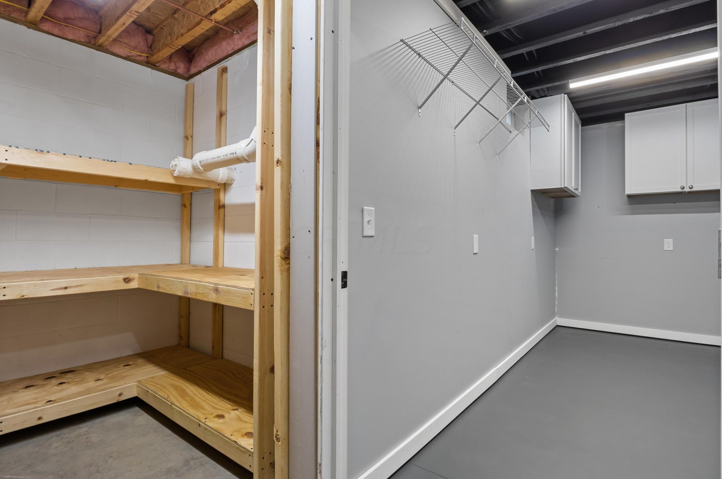 106 Kelly Marie Dr, Pataskala OH  43062-8154 exterior