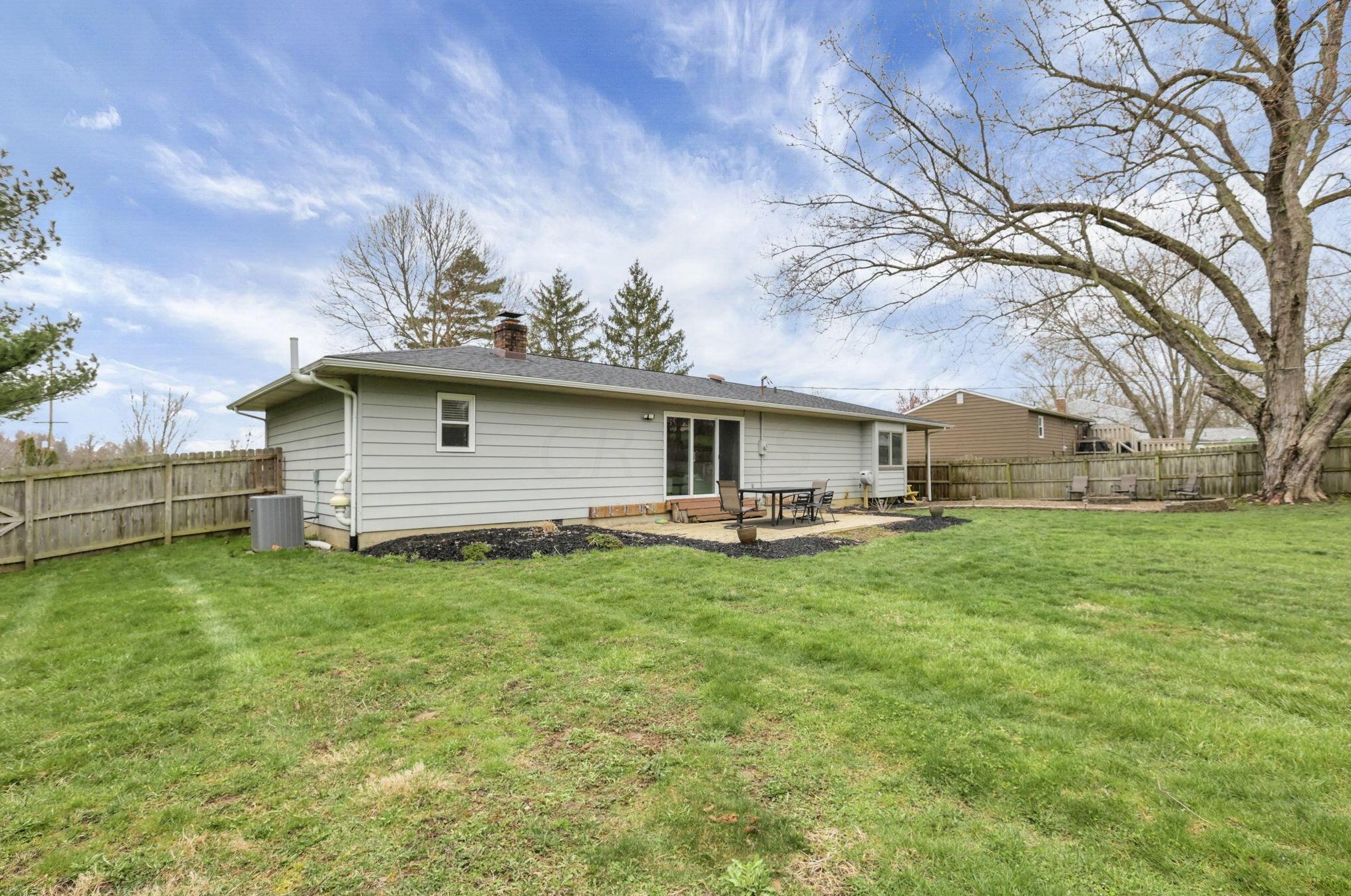 5020 Deeds Rd, Granville OH  43023-9426 exterior