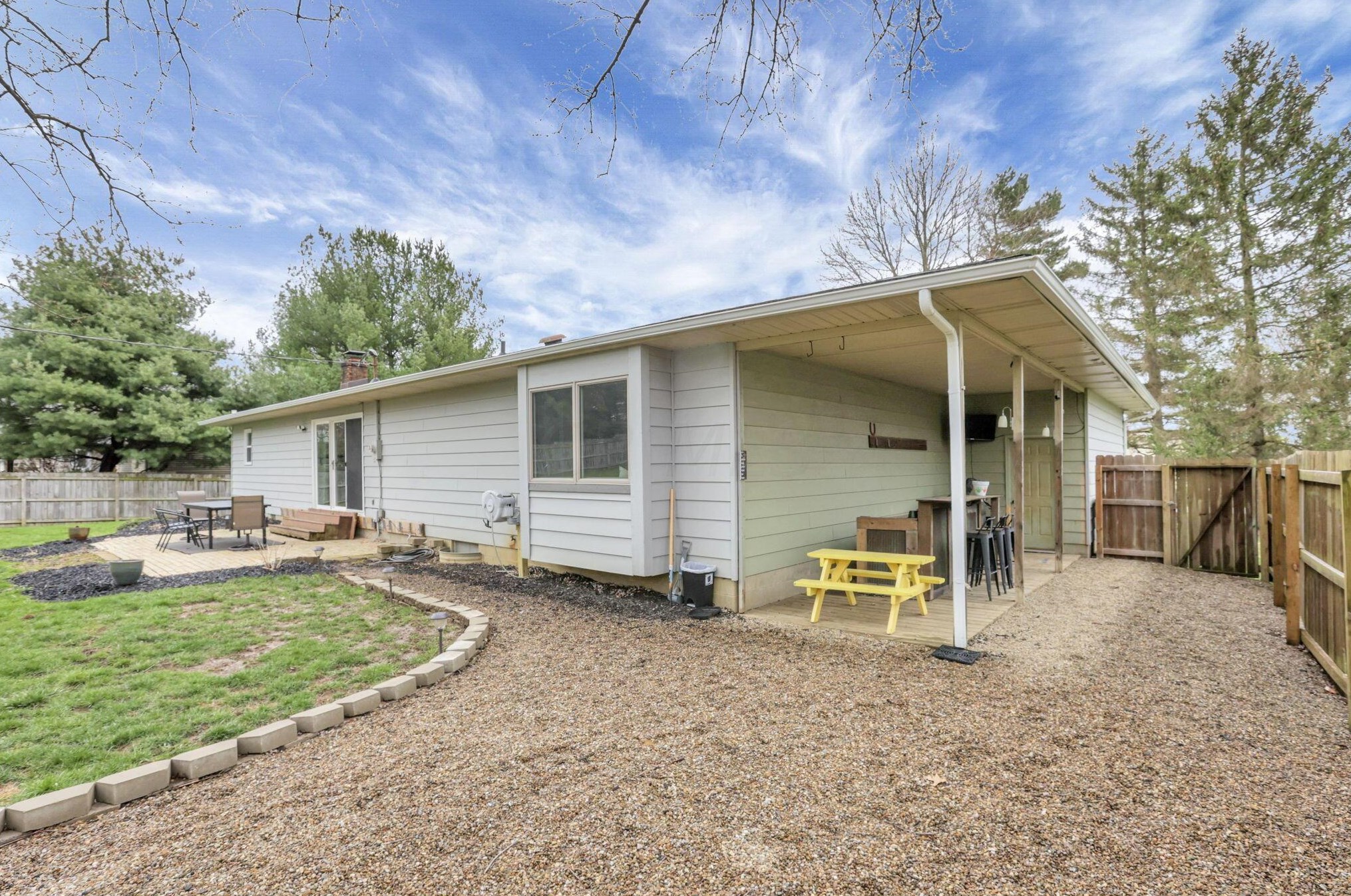 5020 Deeds Rd, Granville OH  43023-9426 exterior