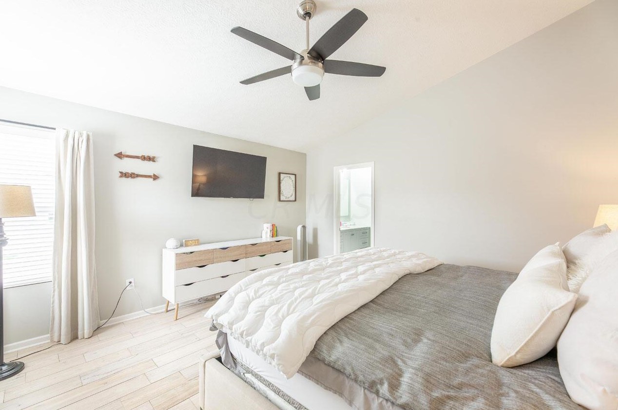 5850 Passage Creek Dr, Dublin OH  43016-7601 exterior