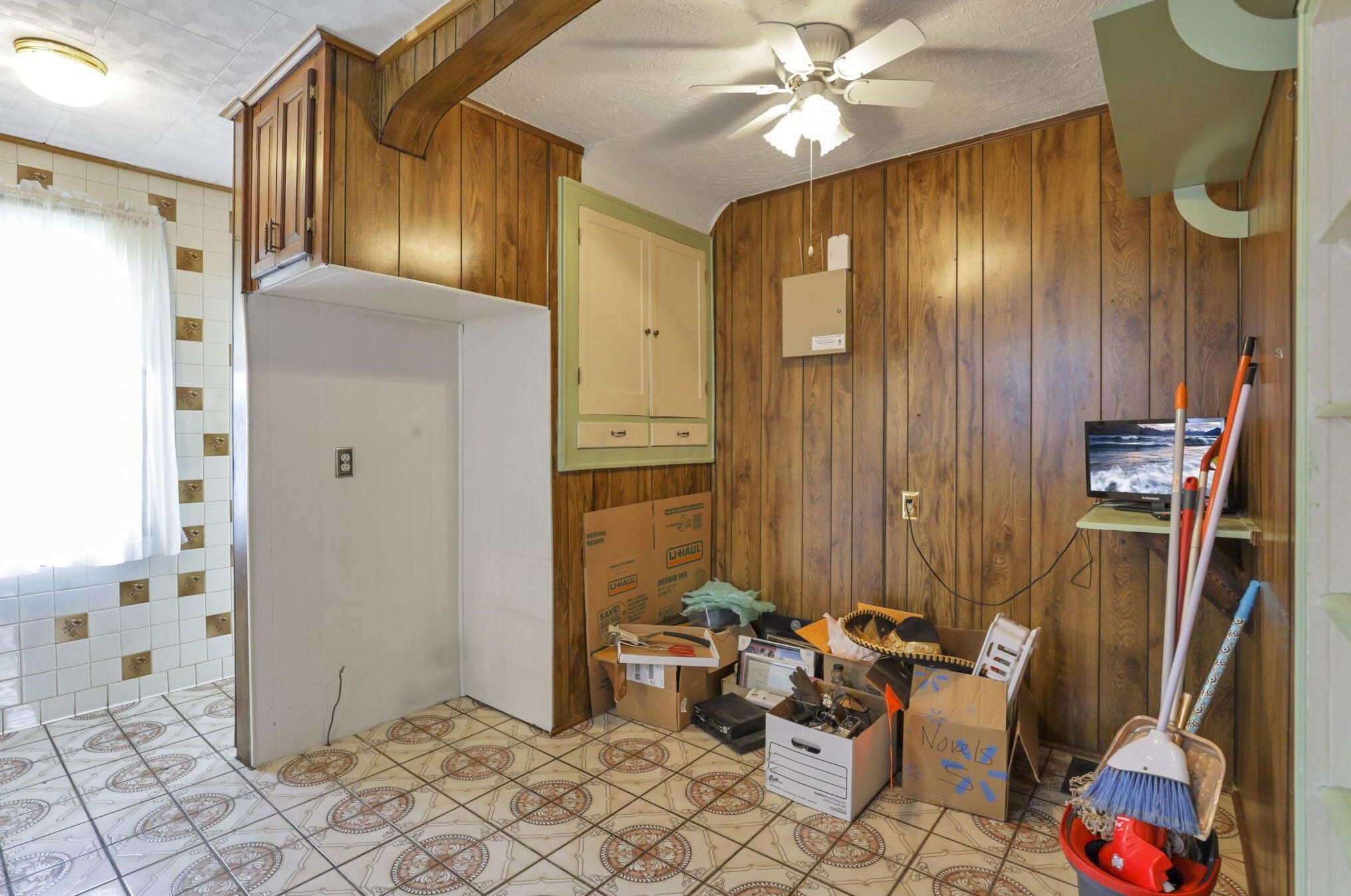 88 Roys Ave, Columbus OH  43204-2633 exterior