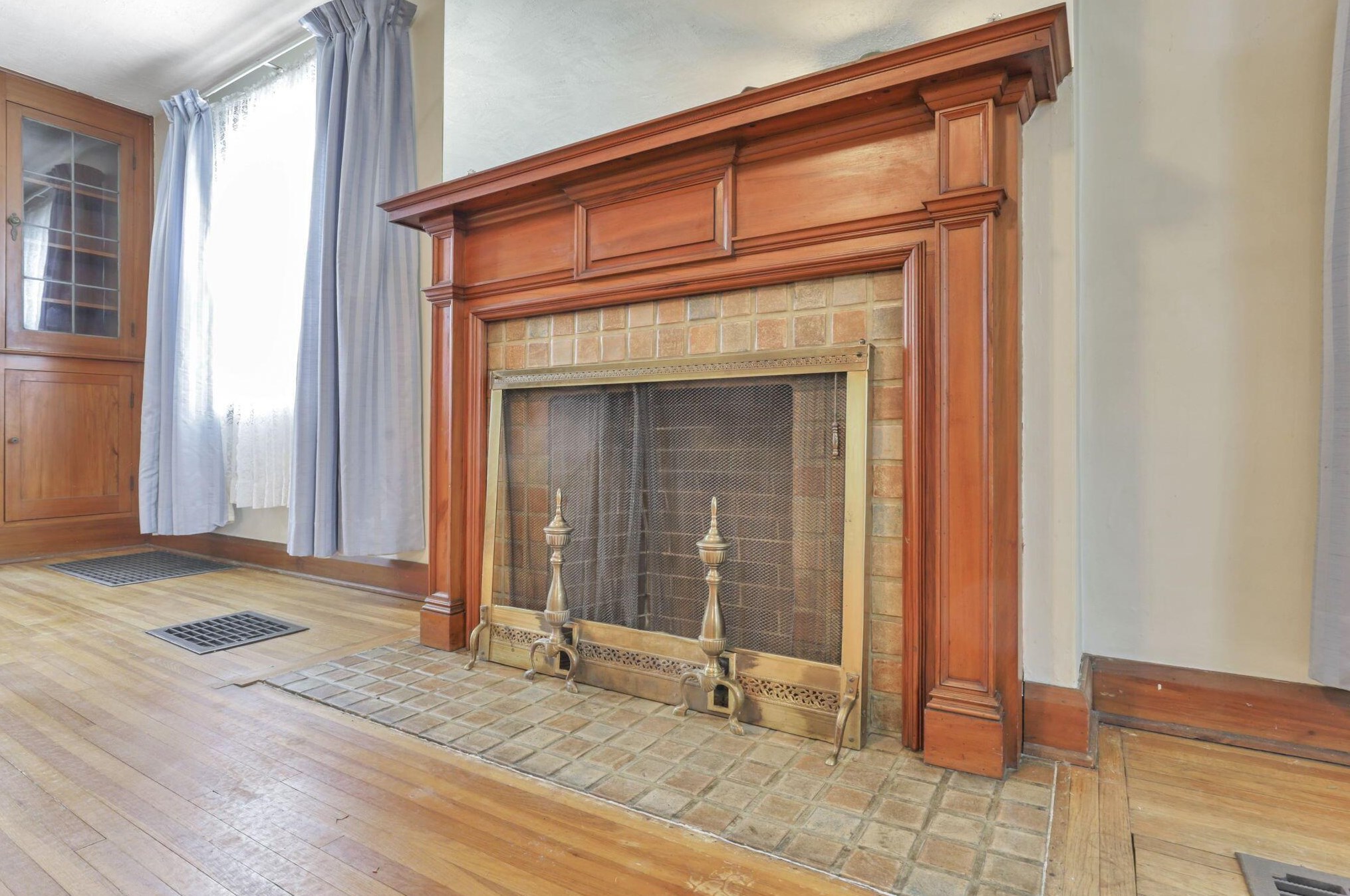 88 Roys Ave, Columbus OH  43204-2633 exterior