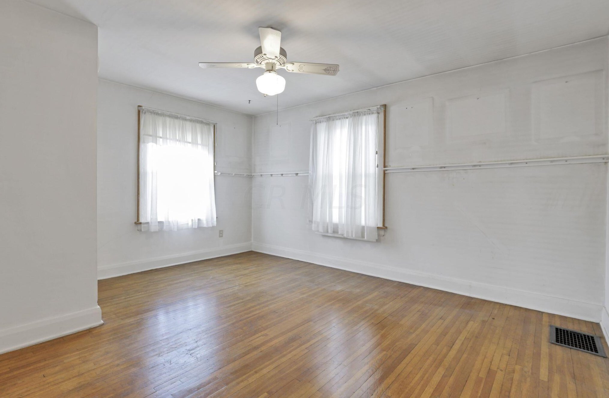 88 Roys Ave, Columbus OH  43204-2633 exterior