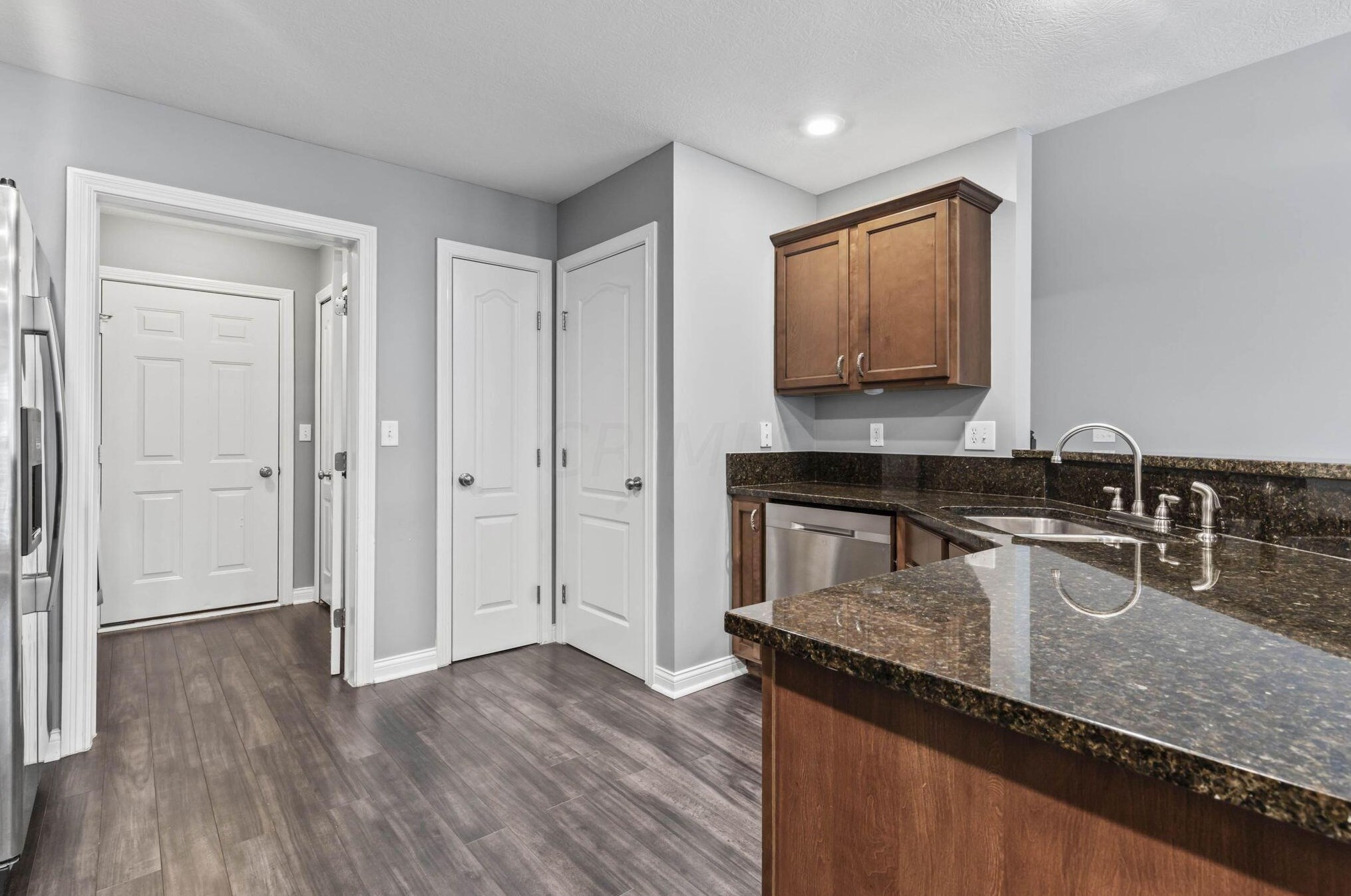 5017 Calais Dr, Columbus OH  43221-5686 exterior