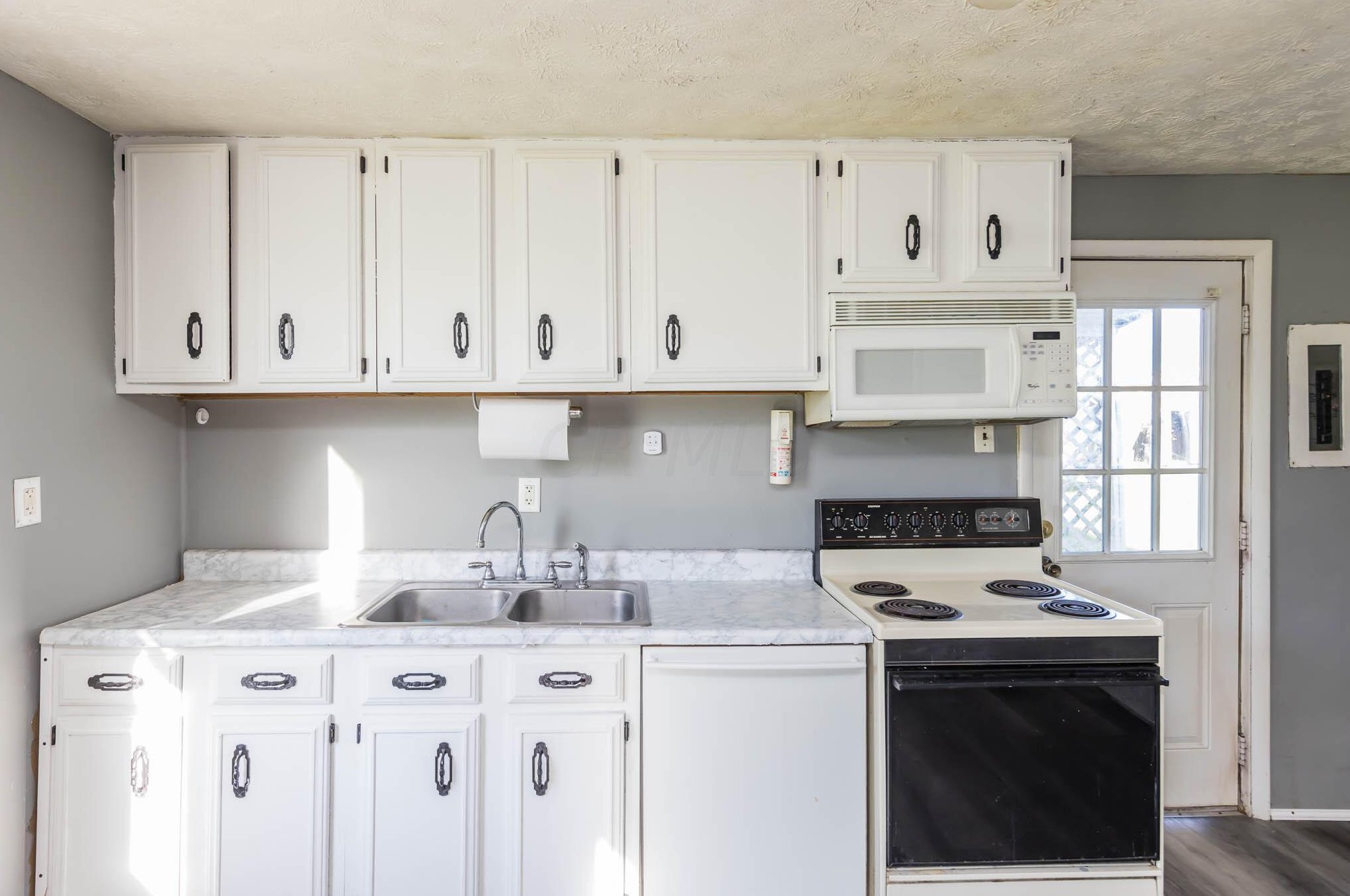 191 Elm St, London OH  43140-1159 exterior