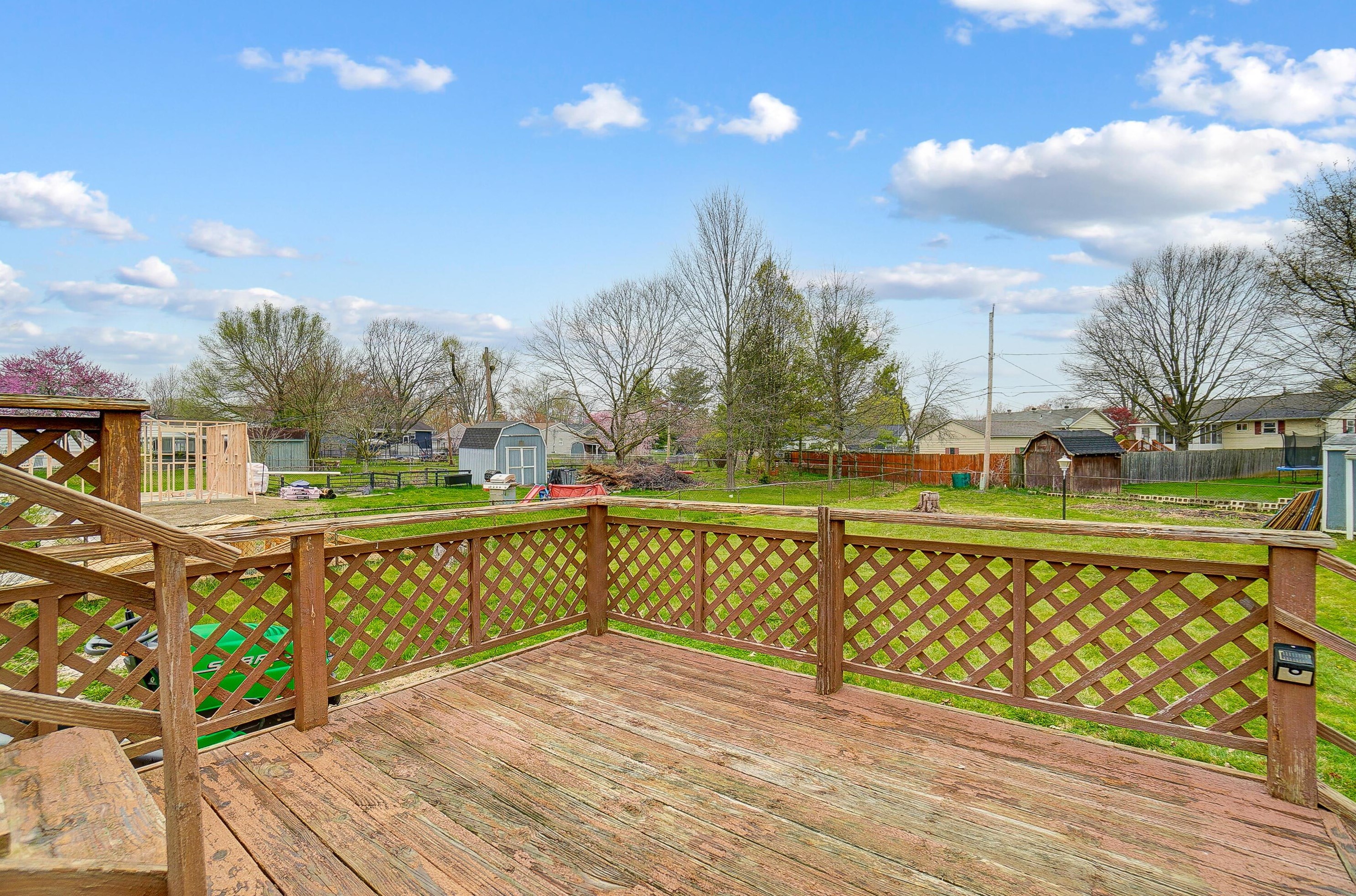 5252 Grandon Dr, Hilliard OH  43026-1746 exterior