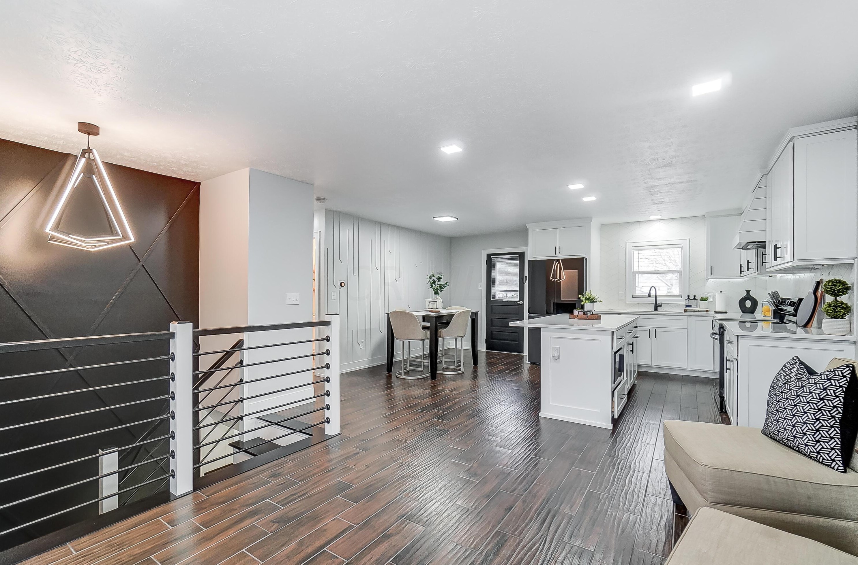 5252 Grandon Dr, Hilliard OH  43026-1746 exterior