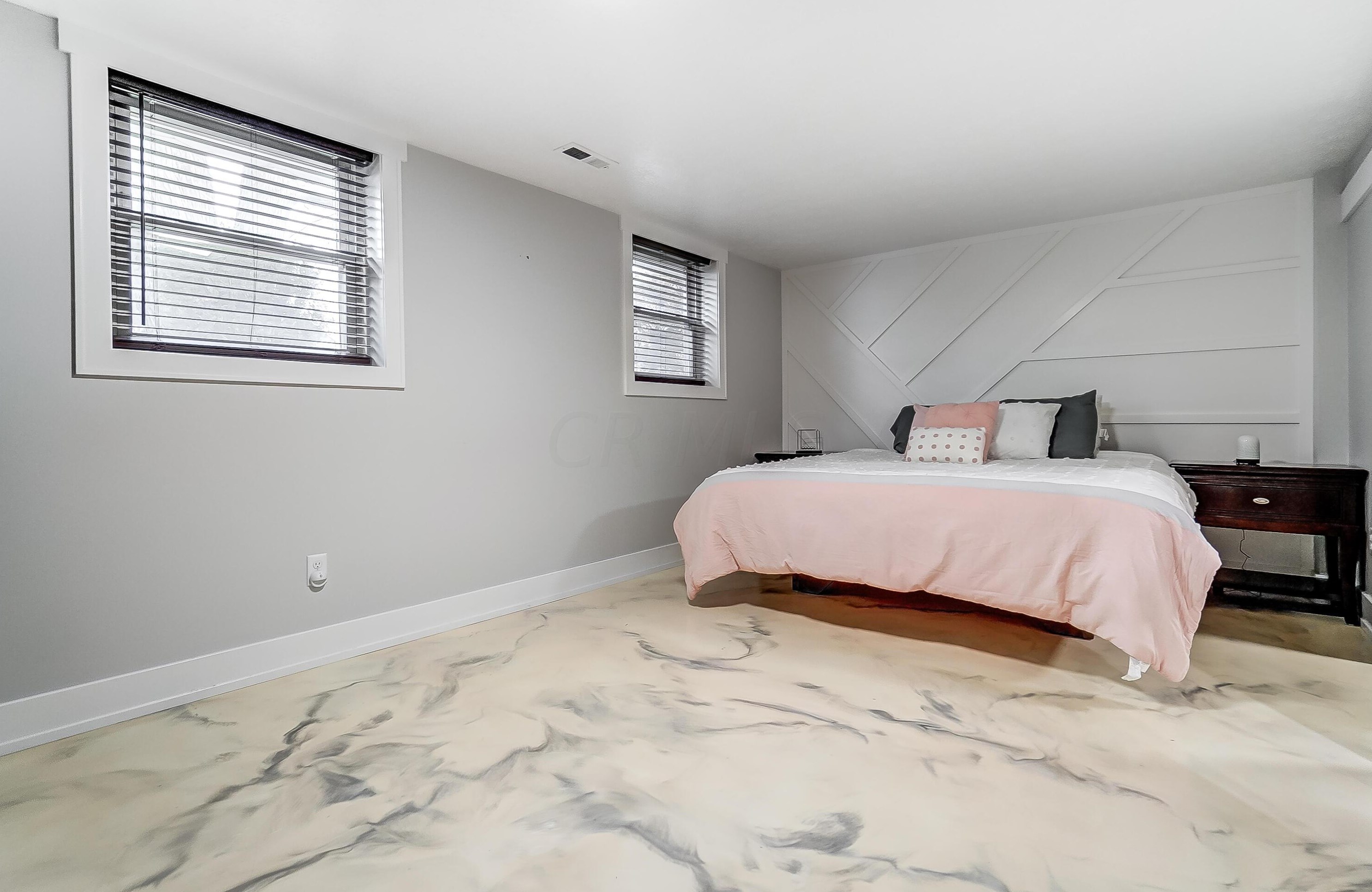 5252 Grandon Dr, Hilliard OH  43026-1746 exterior