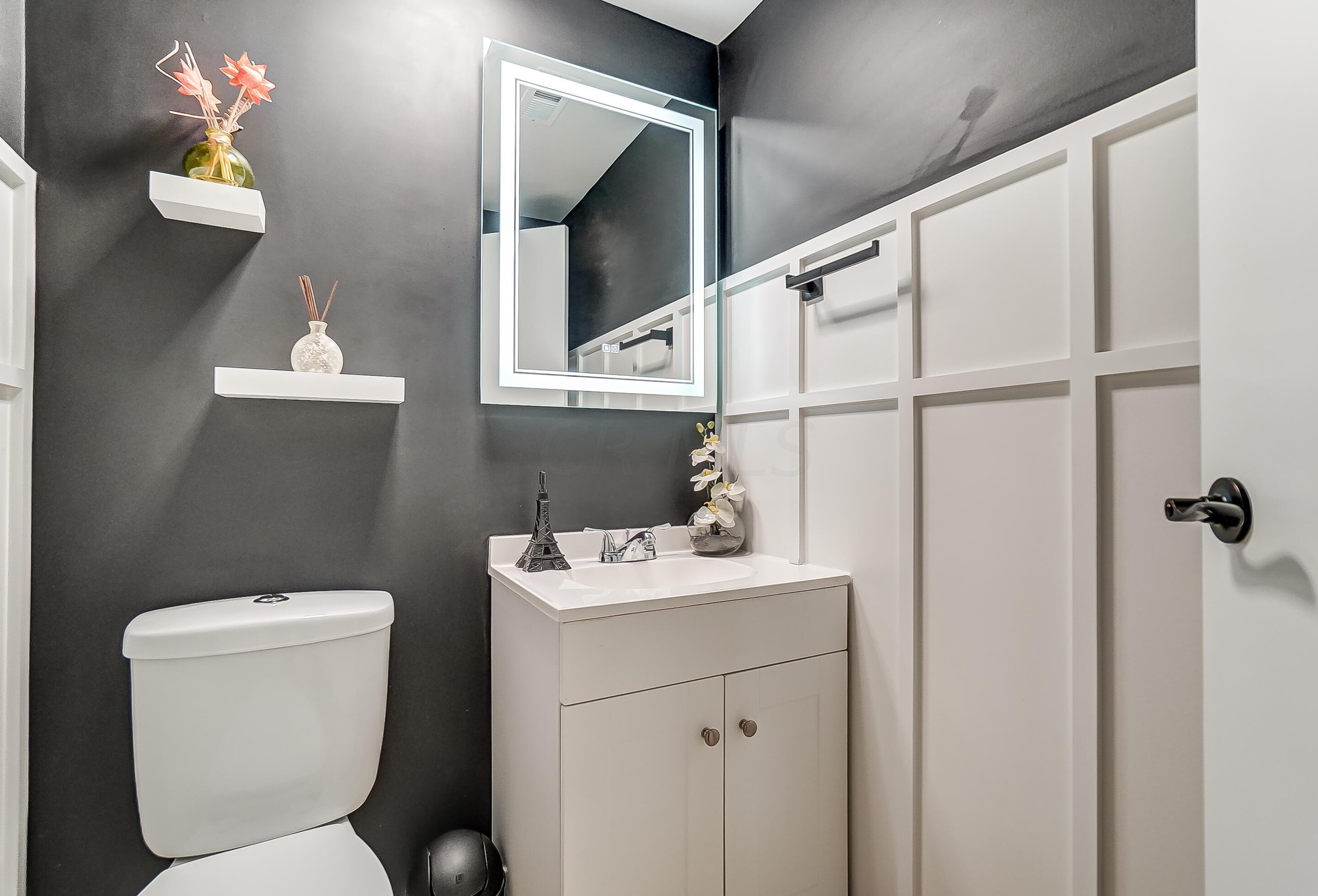 5252 Grandon Dr, Hilliard OH  43026-1746 exterior