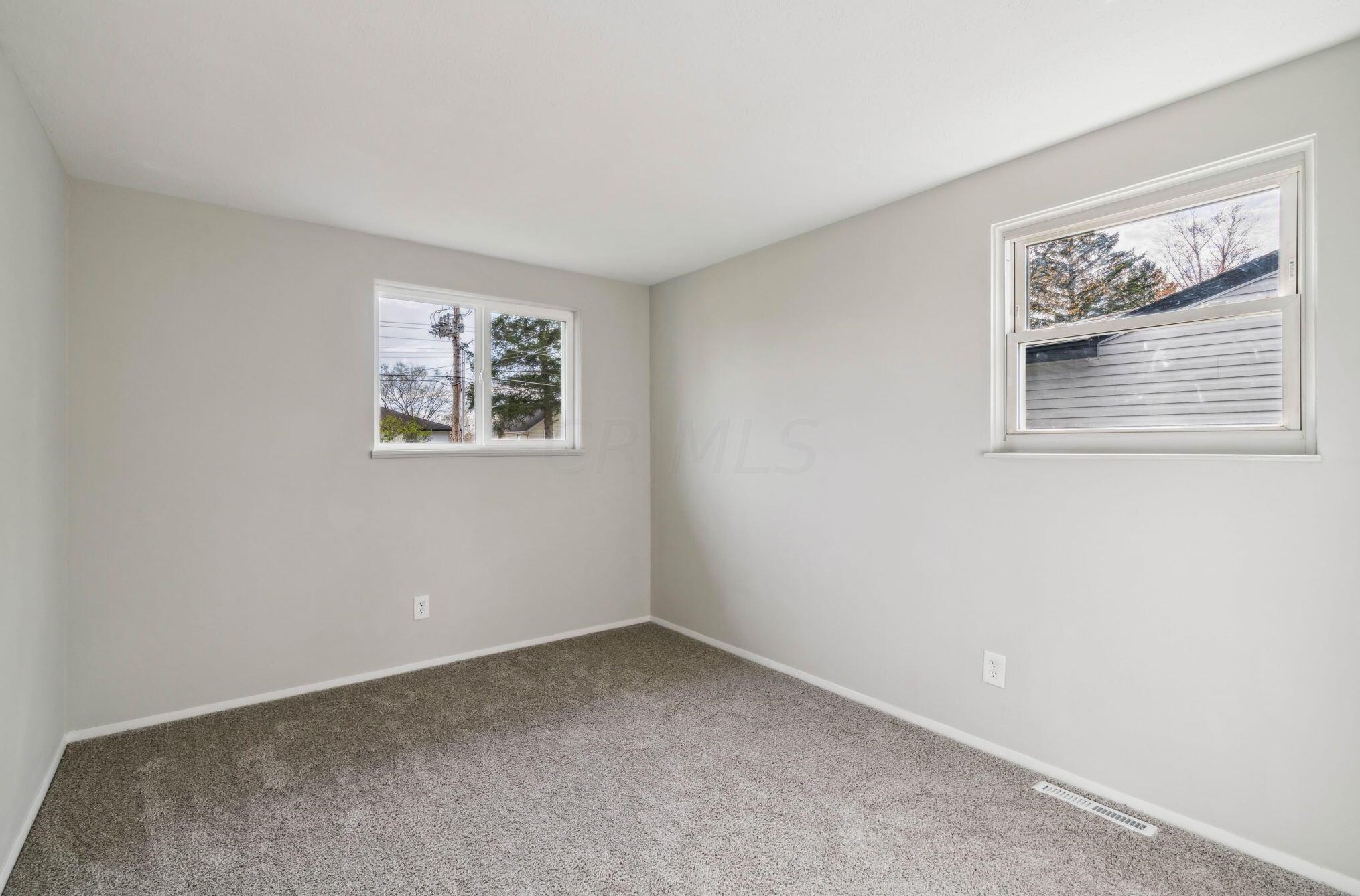 3510 Deshler Ave, Columbus OH 43206-2713 exterior