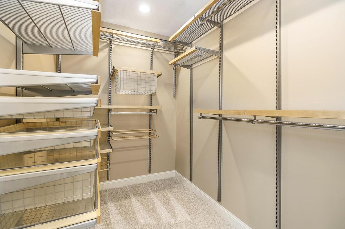 1892 Wyandotte Rd, Columbus OH 43212-1033 exterior