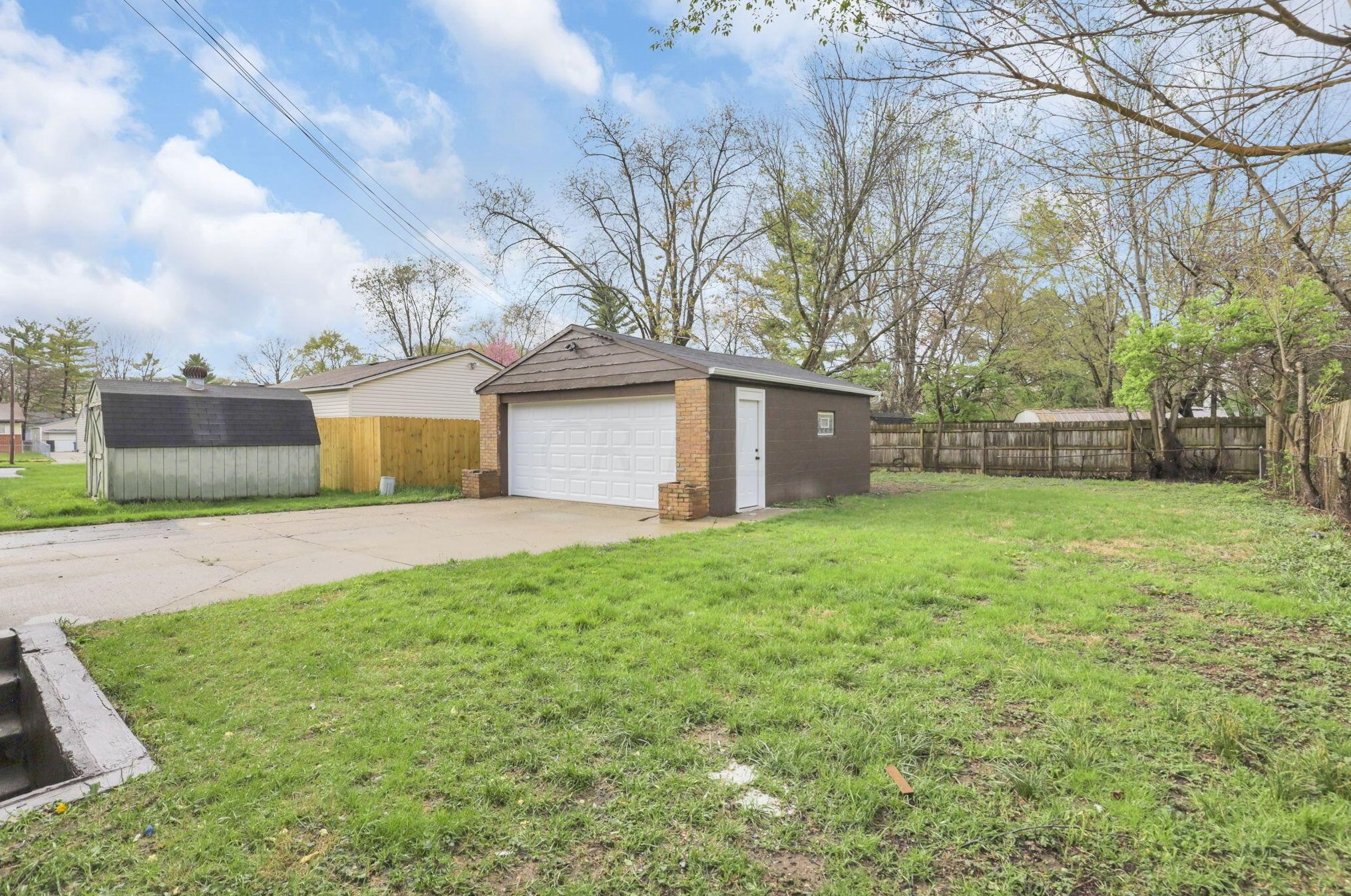 5378 Mountville Ave, Columbus OH  43232-4719 exterior