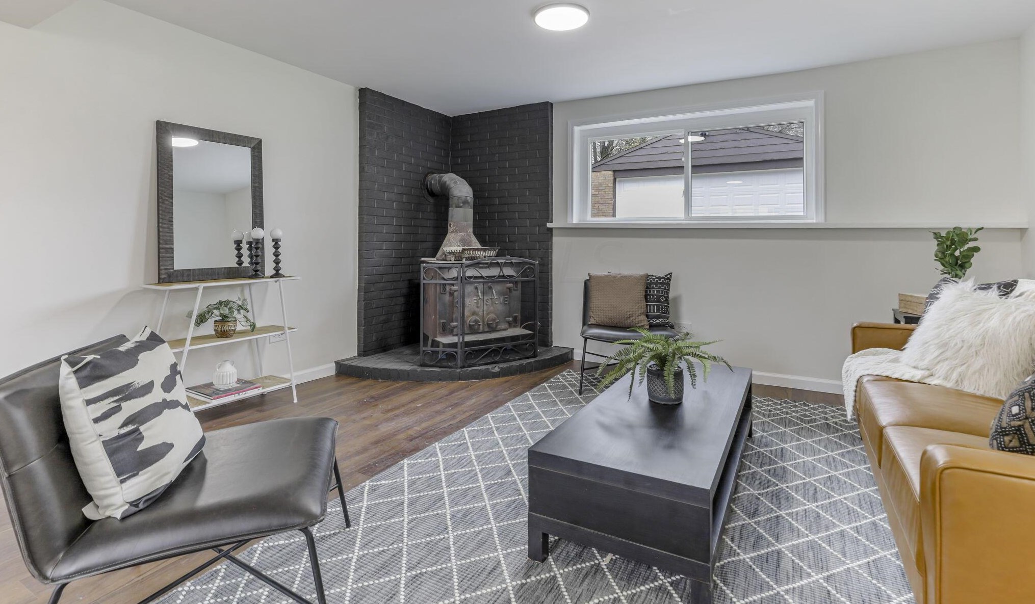 5378 Mountville Ave, Columbus OH  43232-4719 exterior