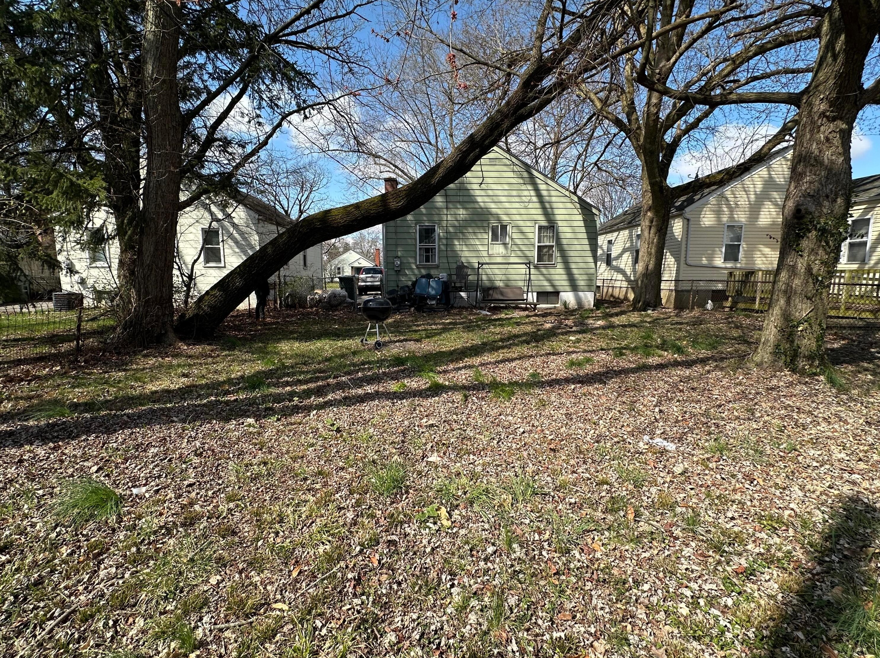 168 Weyant Ave, Columbus OH 43213-1640 exterior