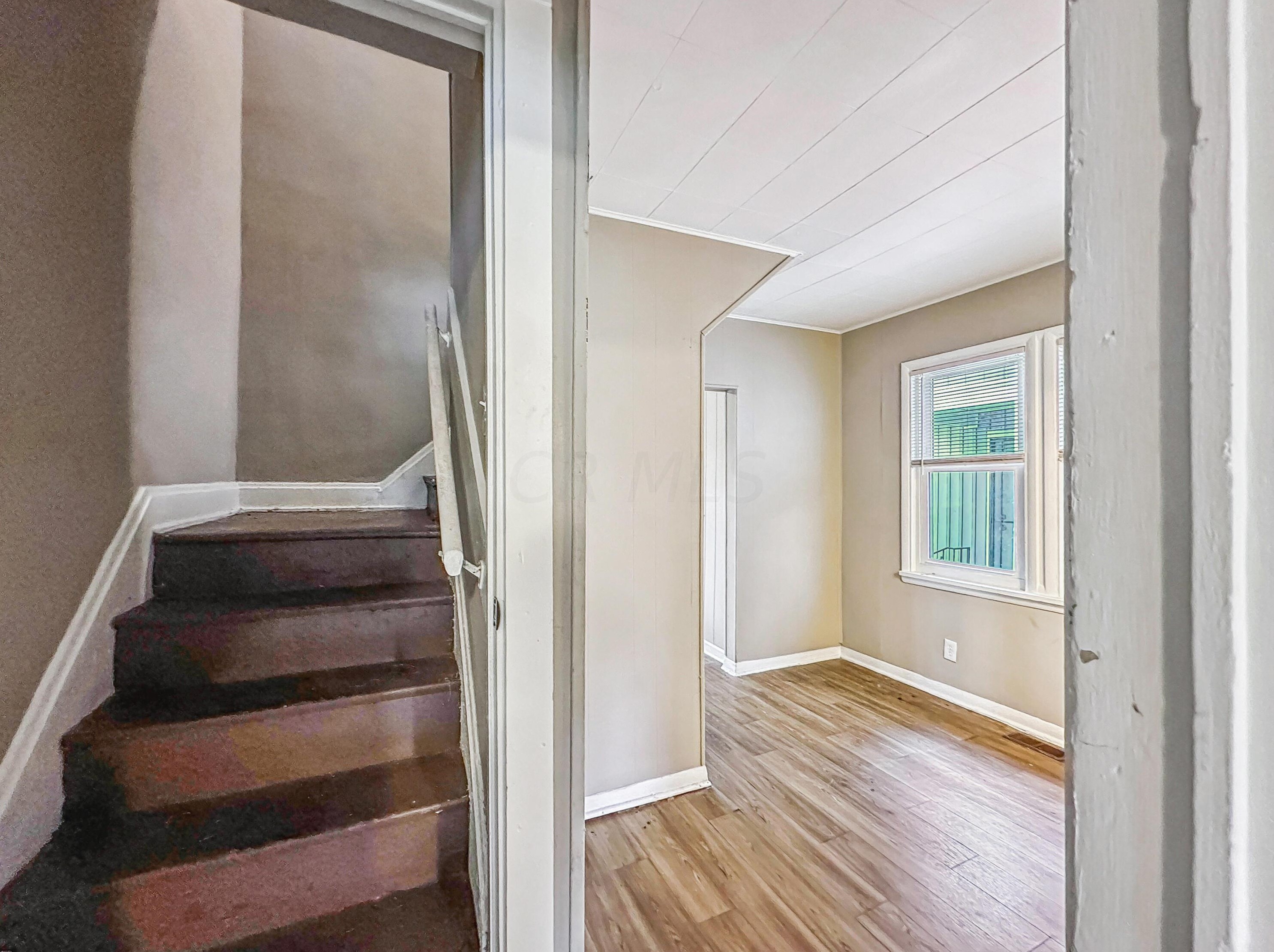 358 Oakley Ave, Columbus OH 43204-3101 exterior