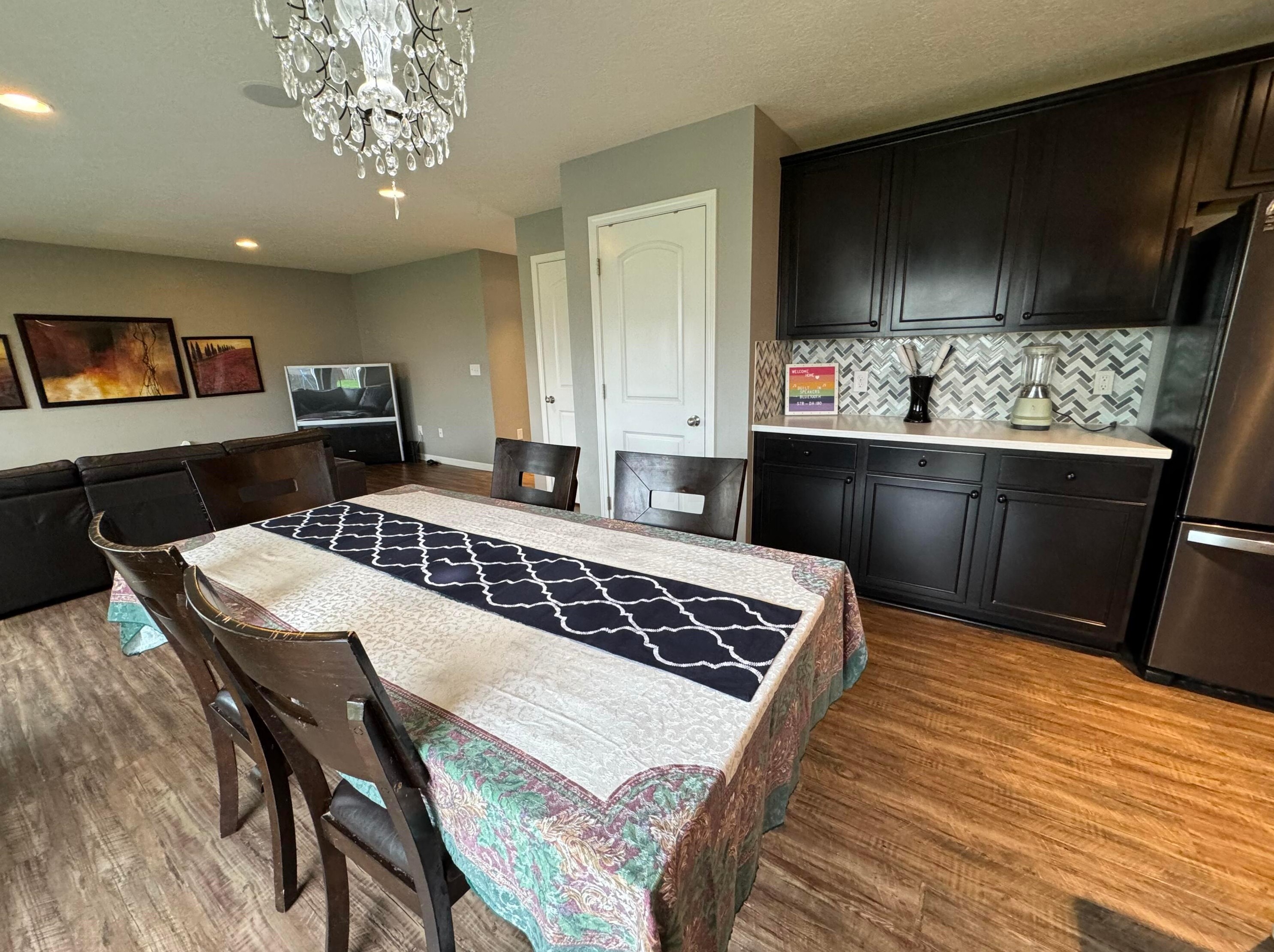 3938 Snowshoe Ave, Darbydale OH  43123-1198 exterior