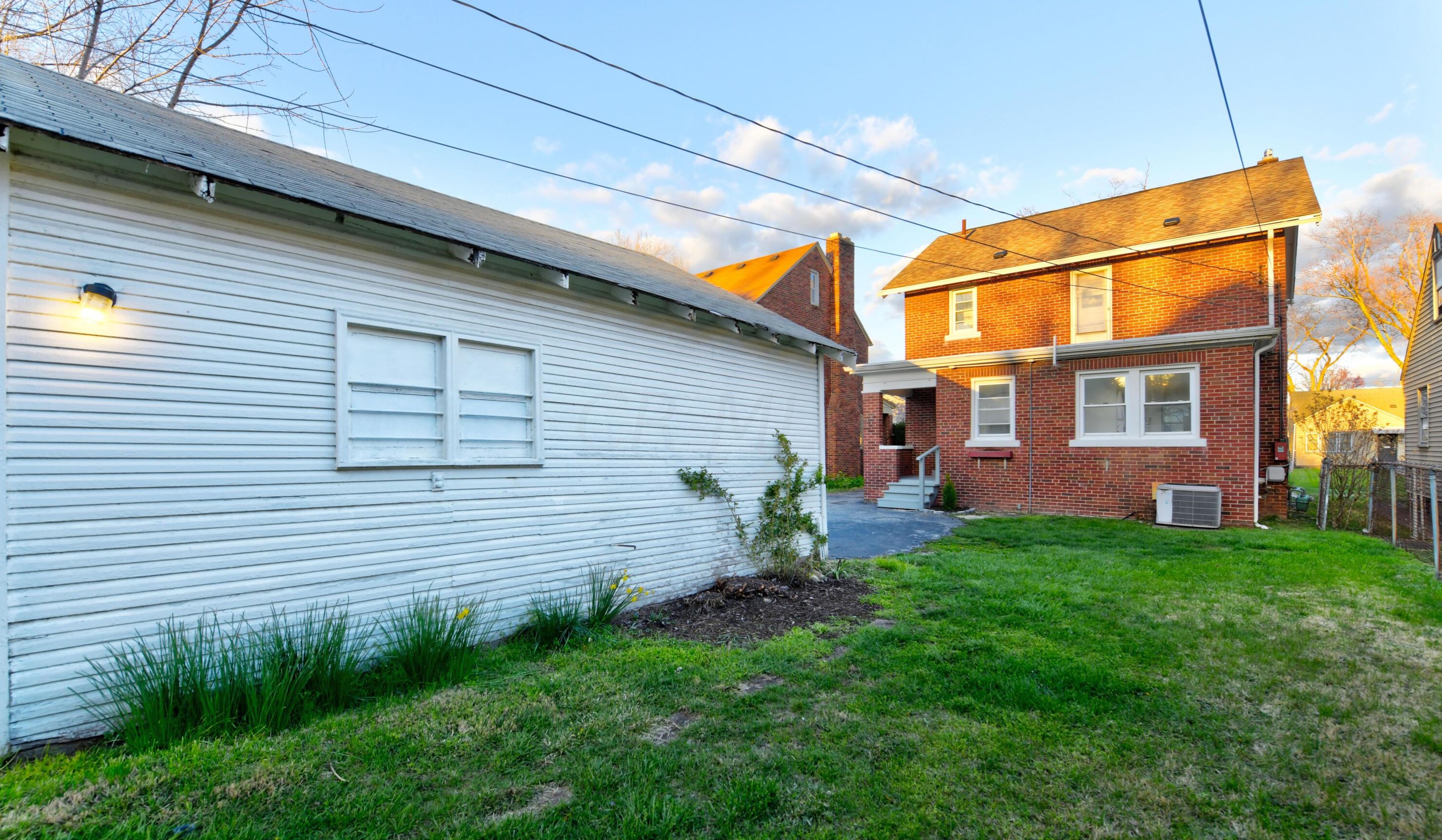 1069 Berkeley Rd, Columbus OH  43206-1703 exterior