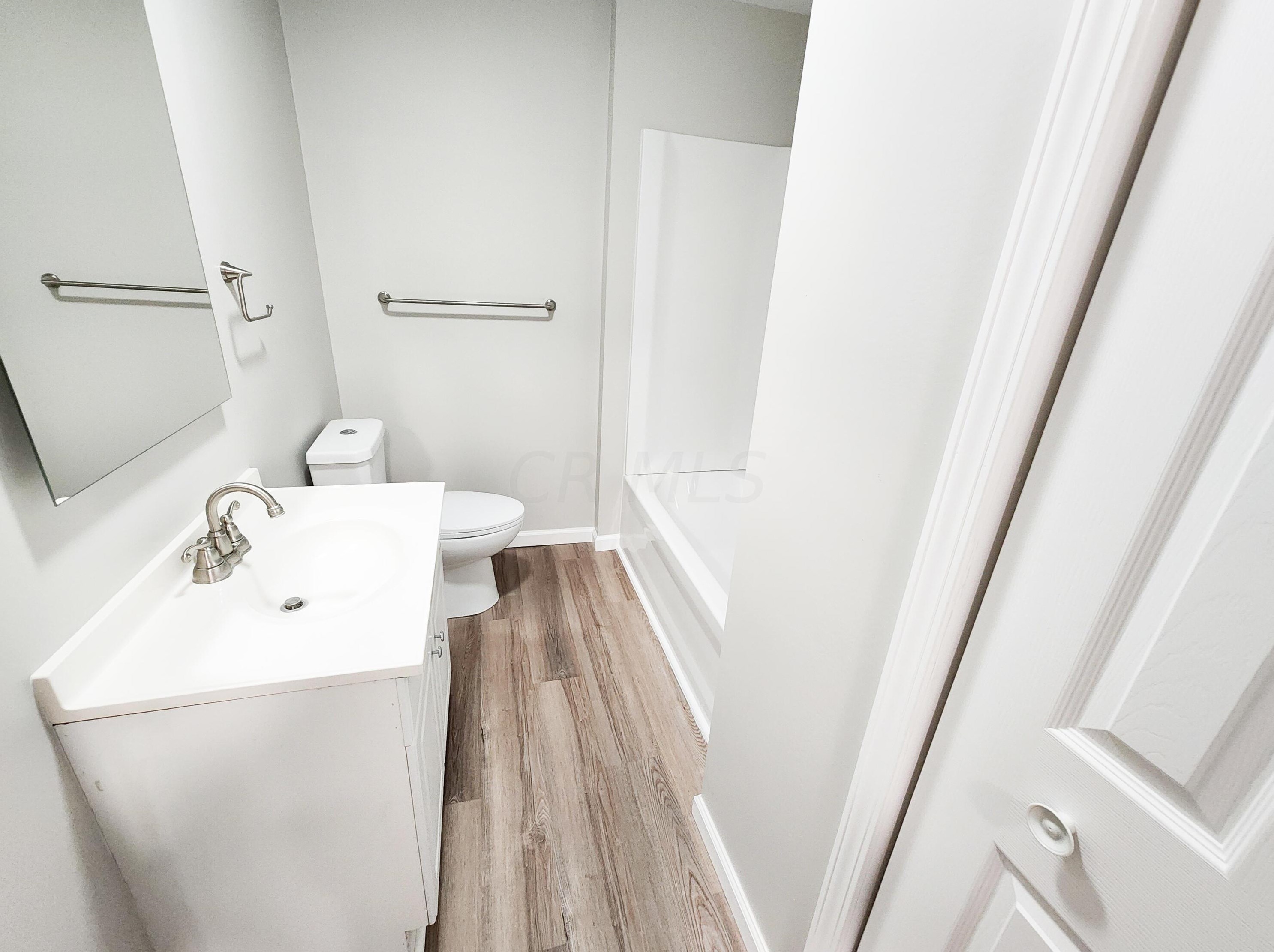 711 Wheeling St, Lancaster OH 43130-3630 exterior