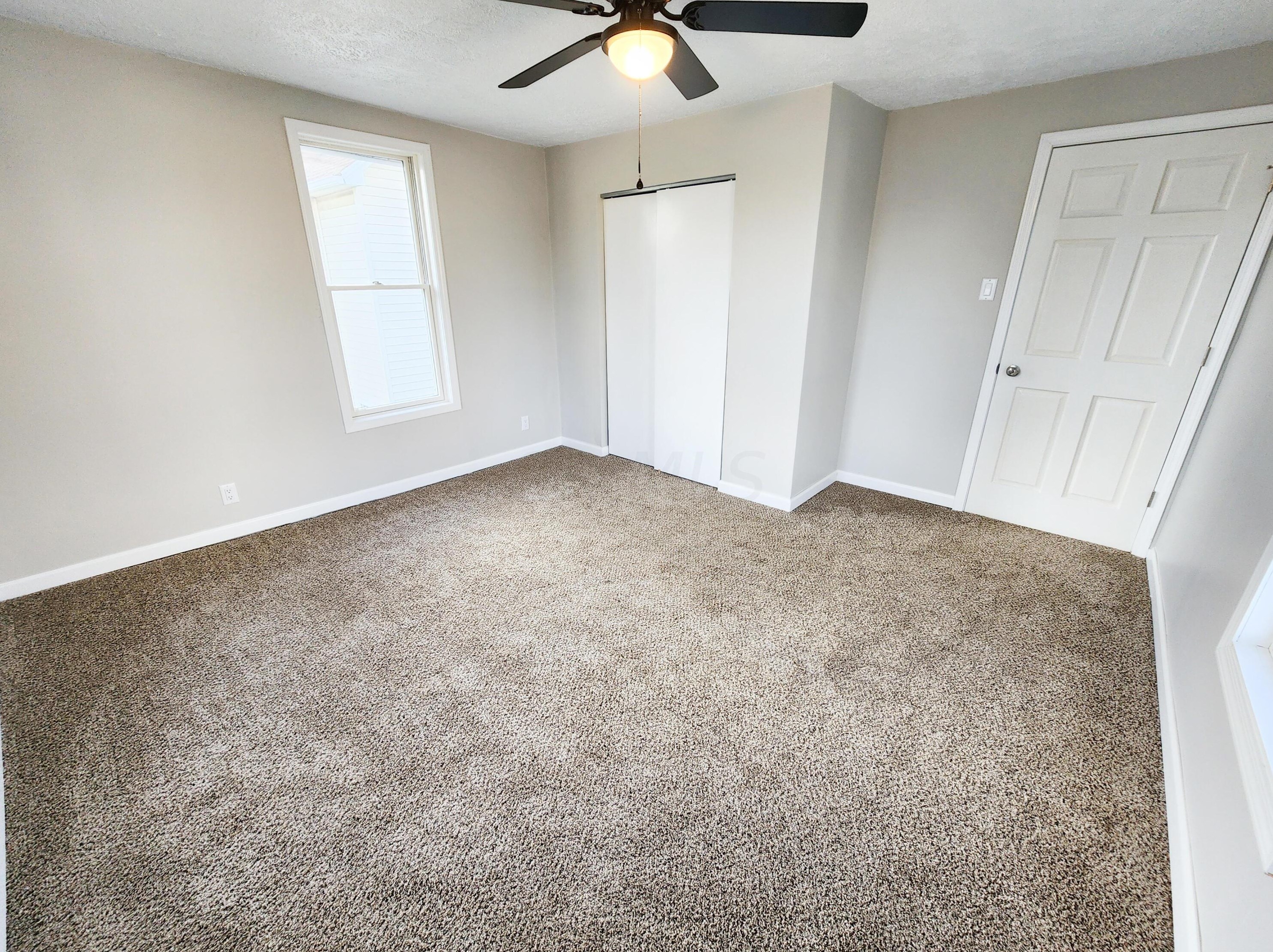 711 Wheeling St, Lancaster OH 43130-3630 exterior