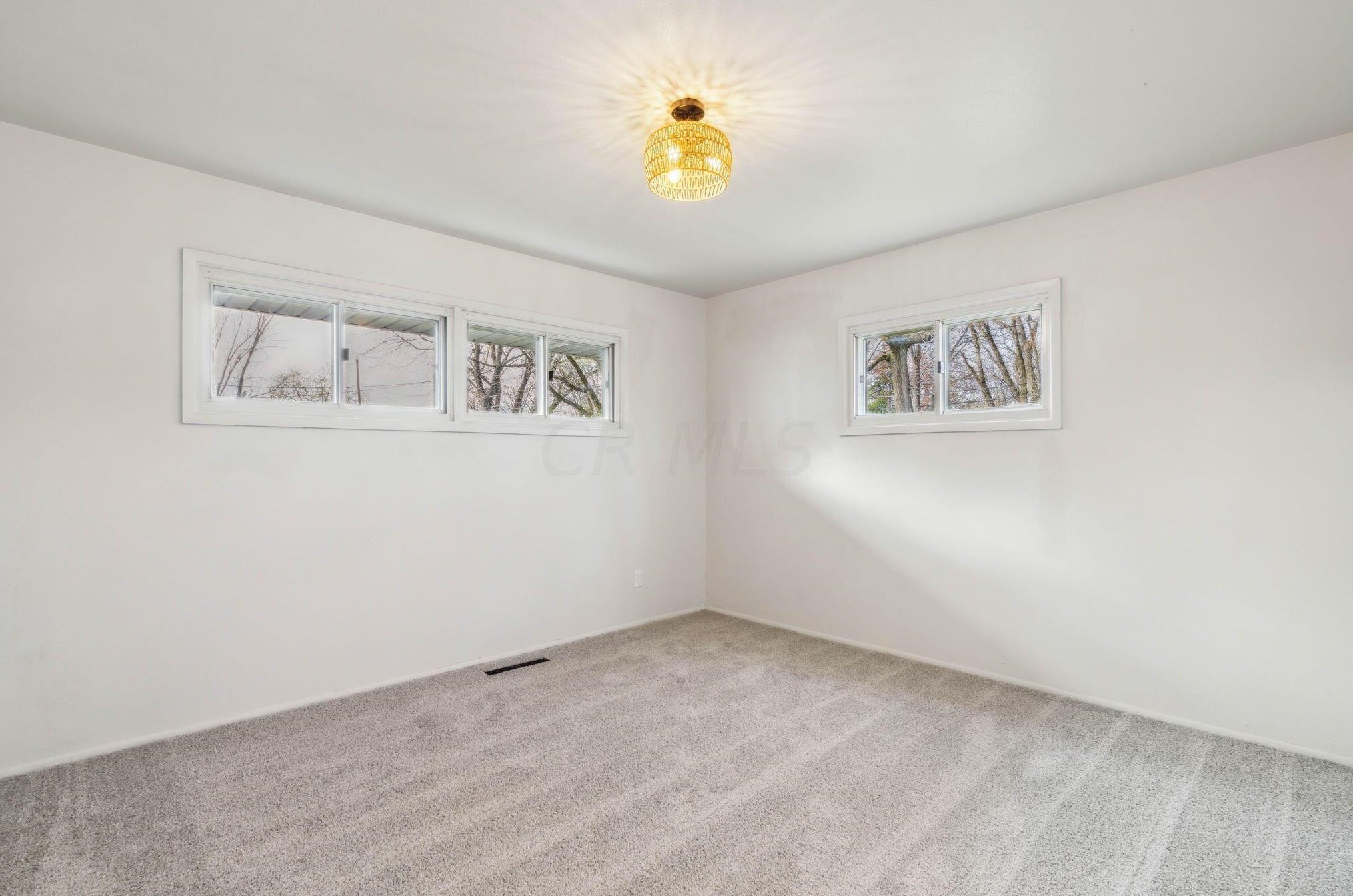 4588 Rodney Rd, Columbus OH  43227-1340 exterior