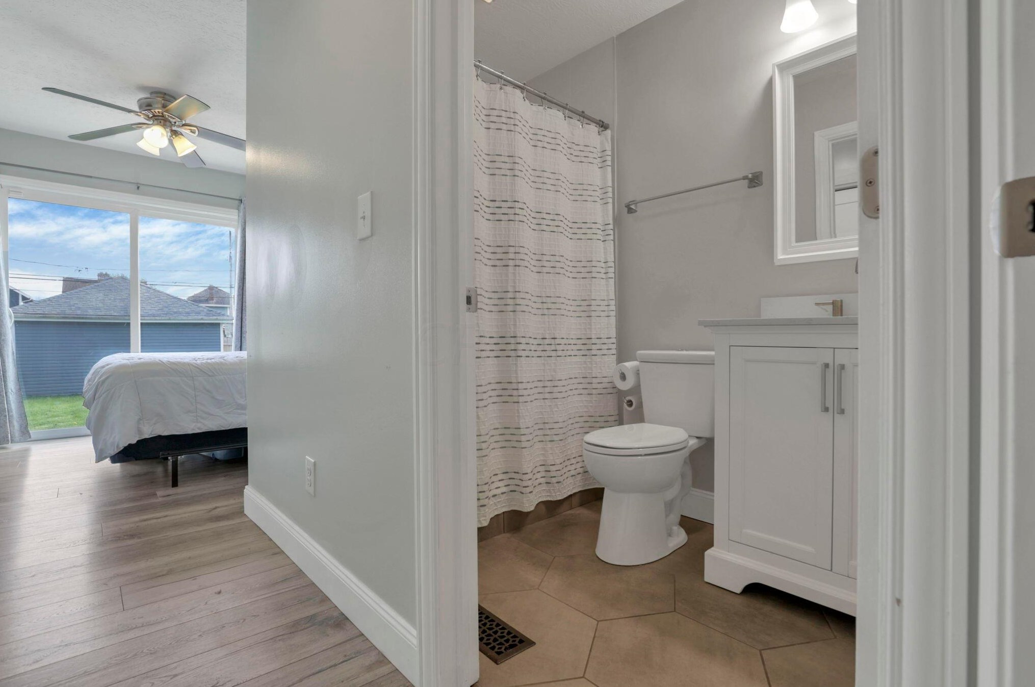 221 Markison Ave, Columbus OH  43207-1132 exterior