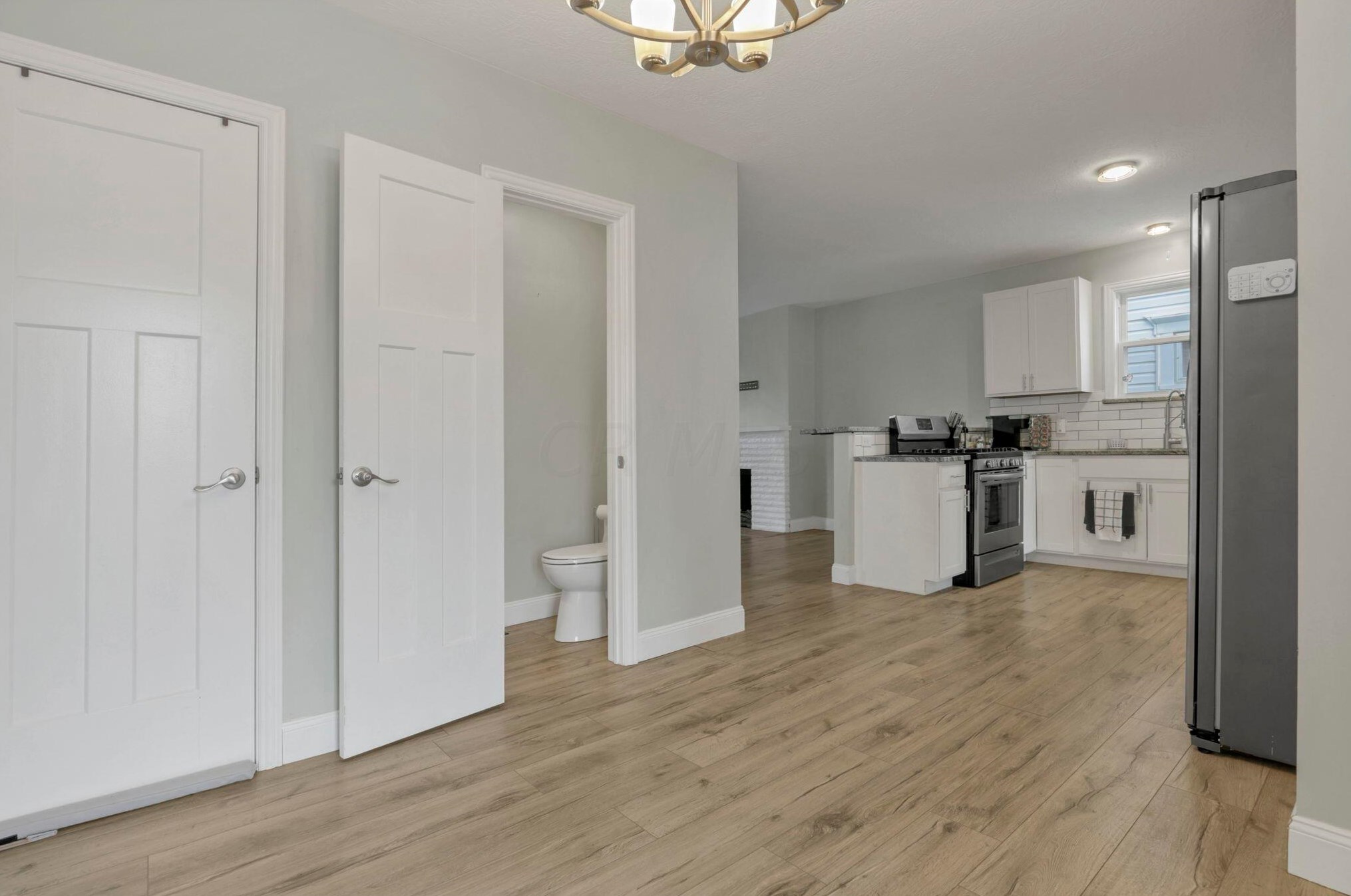 221 Markison Ave, Columbus OH  43207-1132 exterior