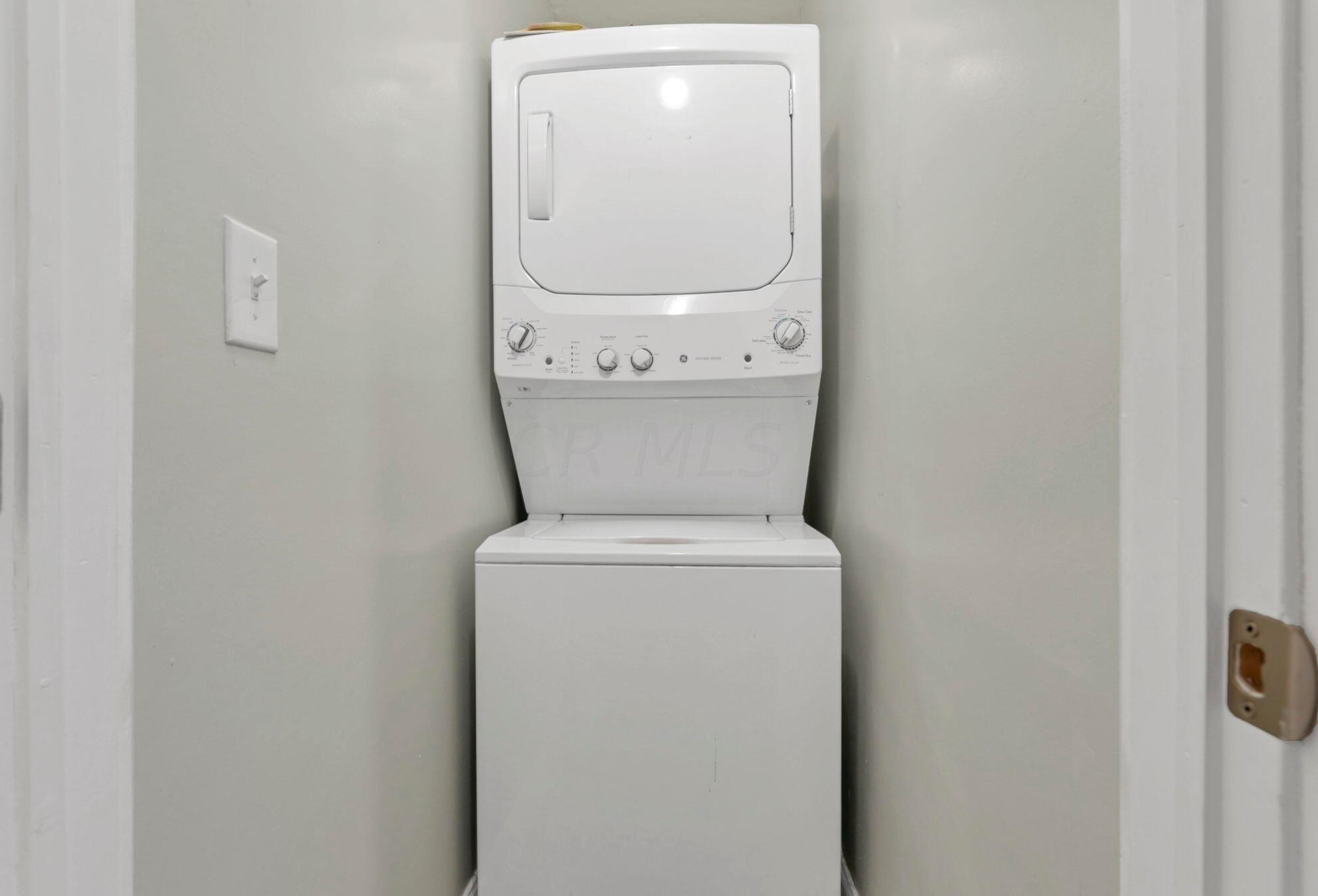 221 Markison Ave, Columbus OH  43207-1132 exterior