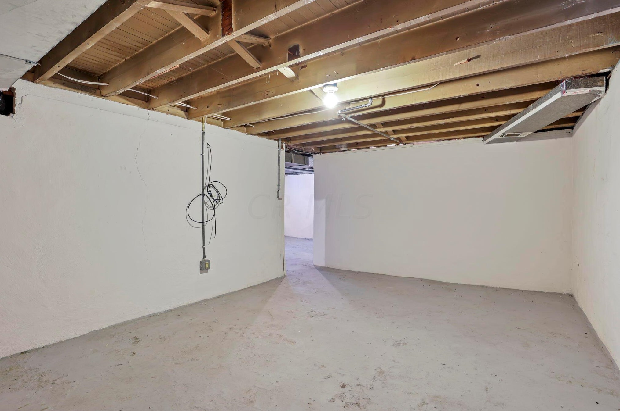 221 Markison Ave, Columbus OH  43207-1132 exterior