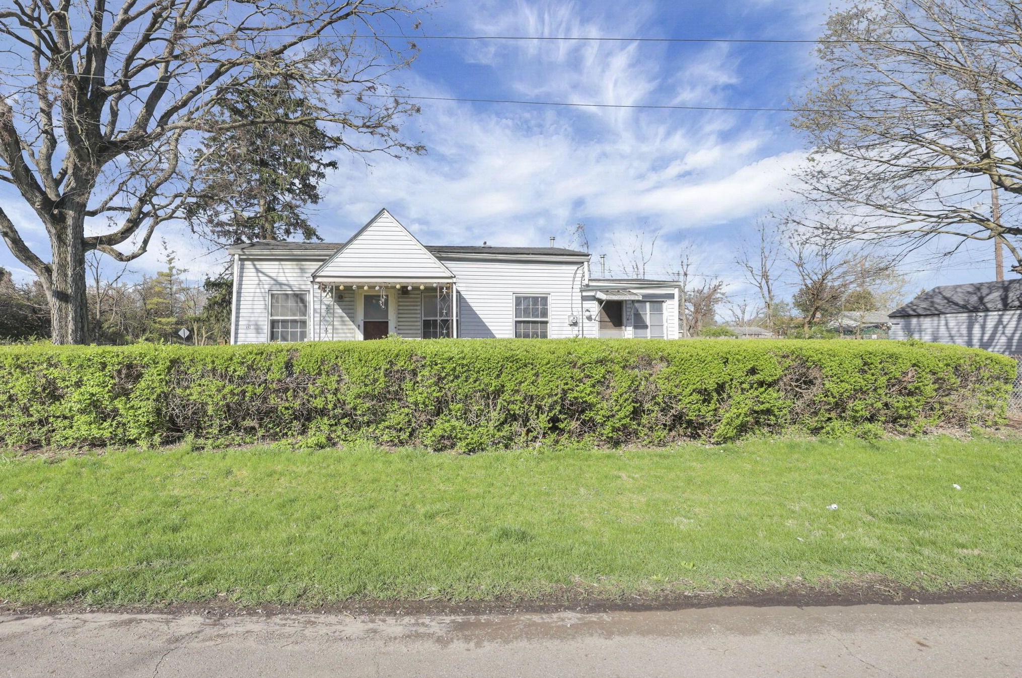 992 Thomas Ave, Columbus OH  43223-1553 exterior