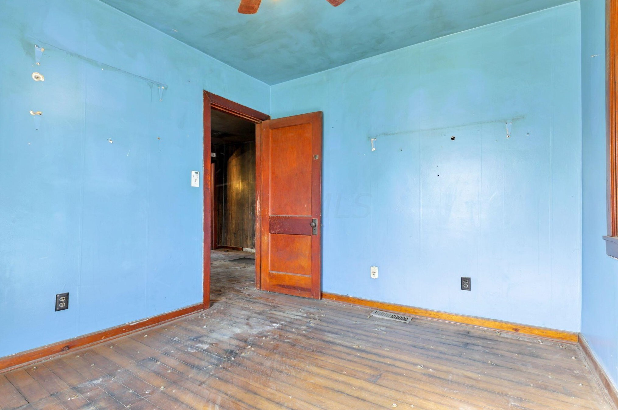 992 Thomas Ave, Columbus OH  43223-1553 exterior